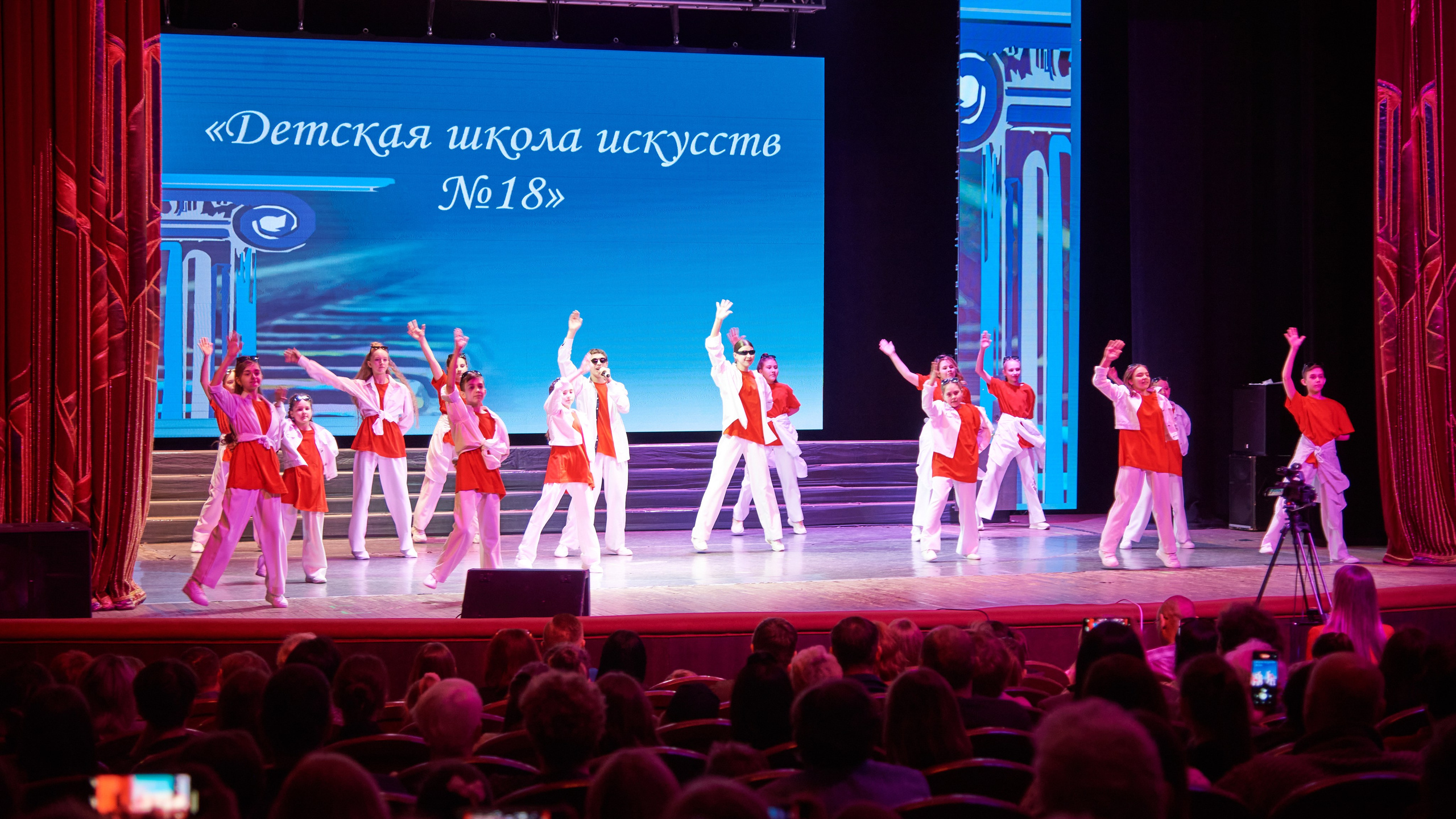 Ежегодный отчетный концерт «Детской школы искуств № 18». [fXph] Фотограф Масликов Илья. Съёмка мероприятий в Ленинске-Кузнецком