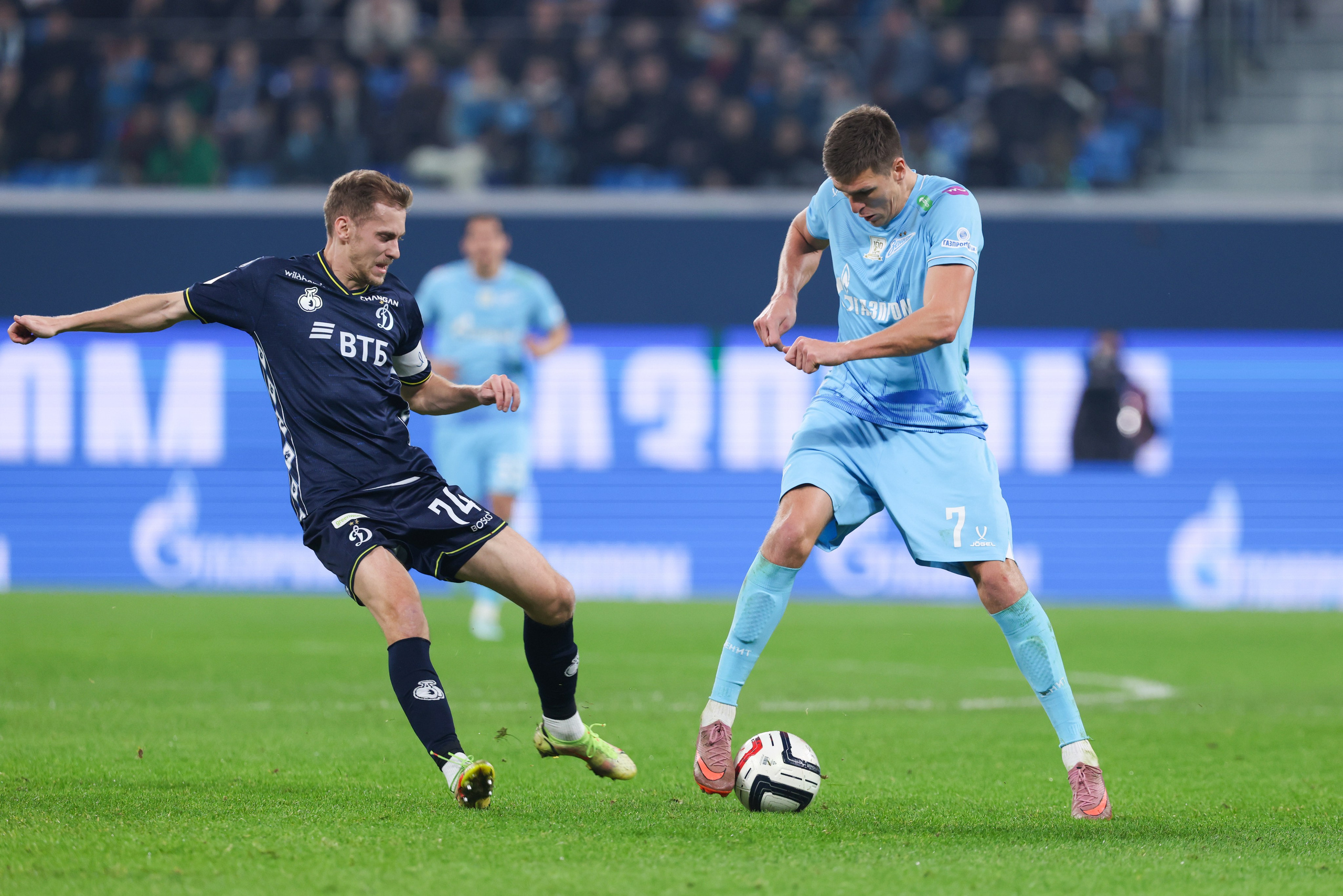 ФК «Зенит — ФК «Динамо» Москва 05.11.2025. Спортивный и репортажный фотограф Антон Тереханов