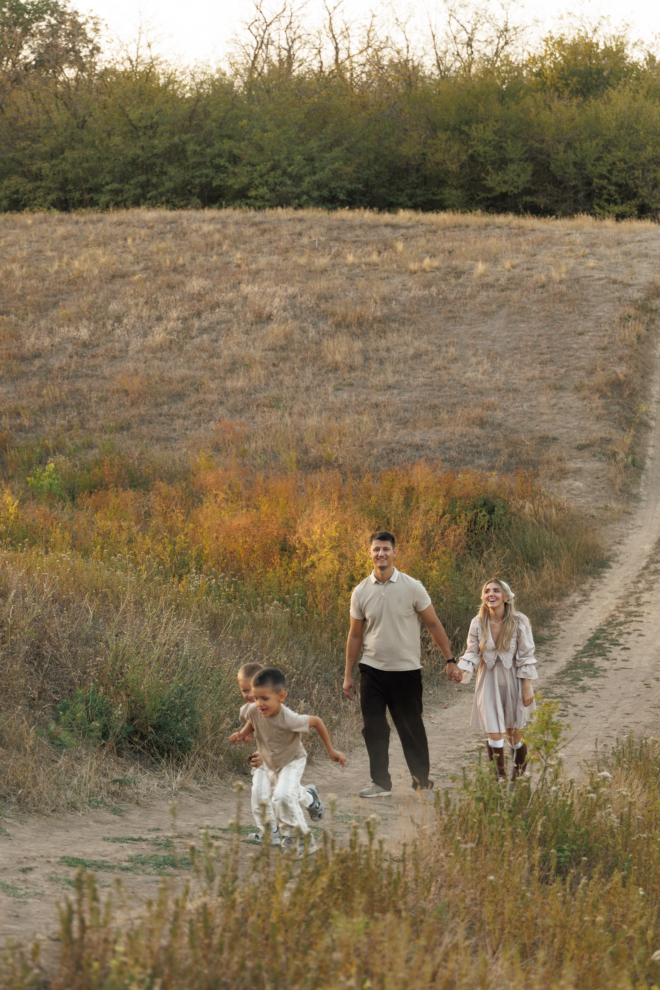 Дмитрий, Евгения, Мотя и Тима. Свадебный фотограф в Ростове — на — Дону Александра Пивоварова