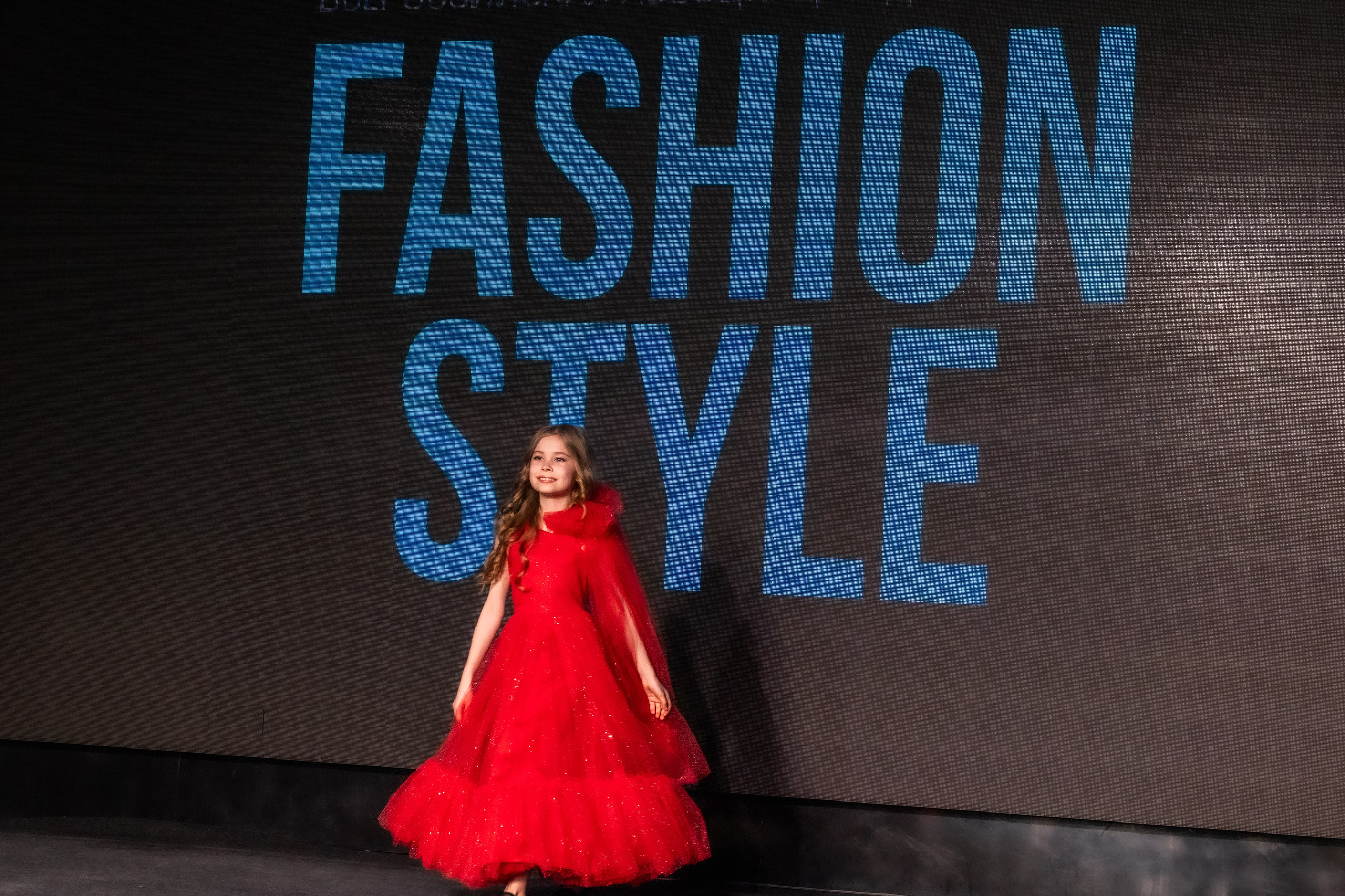 Модный показ Ассоциация дизайнеров FASHION STYLE. Студия фото, видеографии и мультимедийного дизайна в Москве Multi Frame Studio