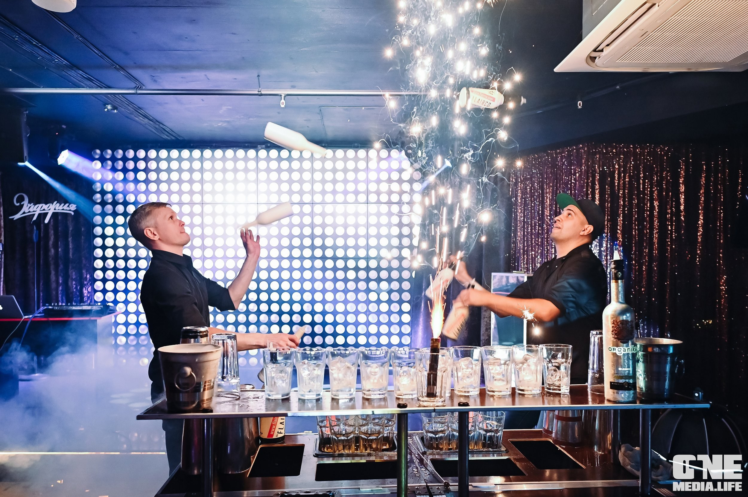 Фоторепортаж из караоке-клуба Эйфория. One Media Life: фоторепортажи, фотоотчеты с мероприятий и заведений