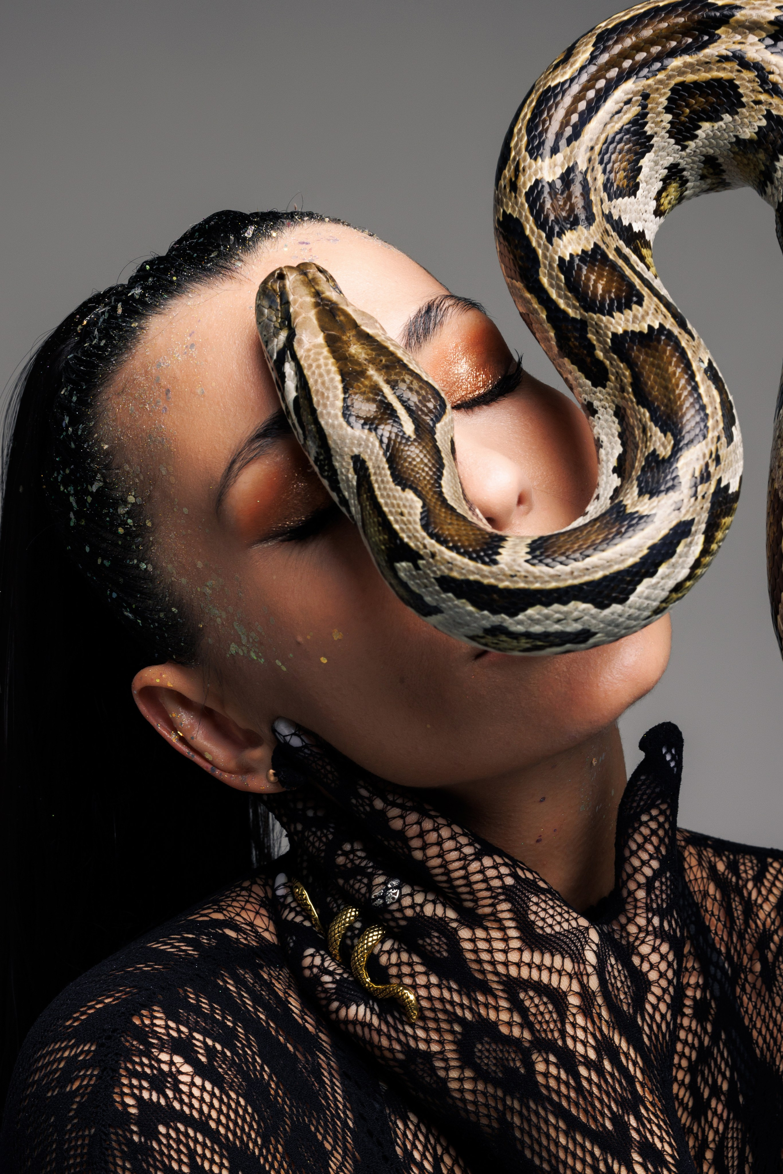 Новогодняя фотосессия со Змеем. Семейный и детский фотограф в Краснодаре Анна Трашкова