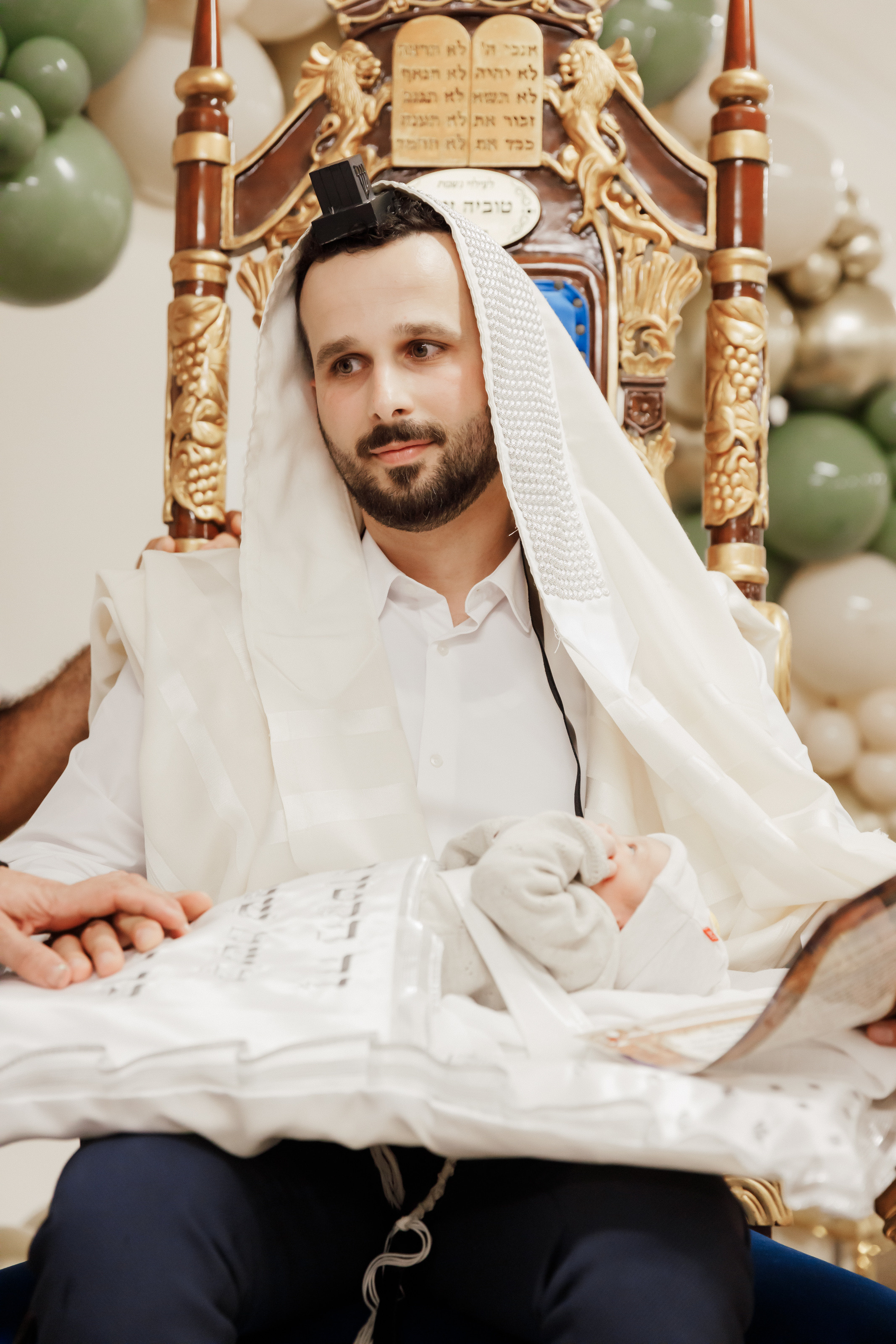 Brit Milah. Rishon LeZion. Photographer Michael Alekseev