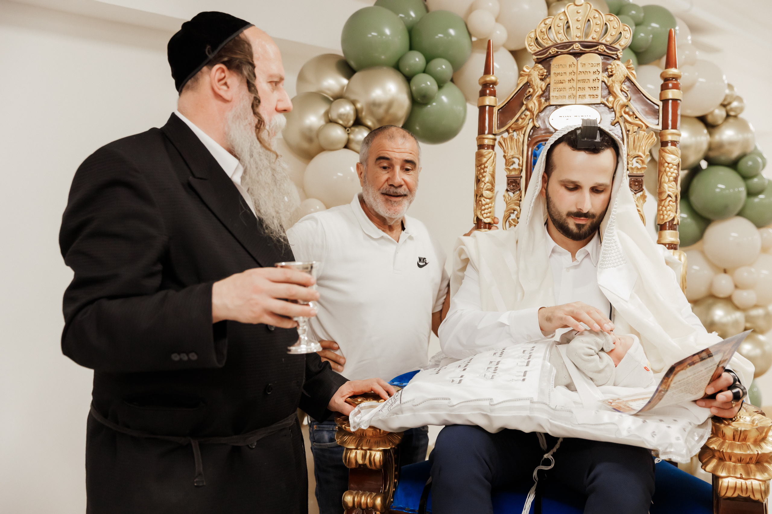 Brit Milah. Rishon LeZion. Photographer Michael Alekseev