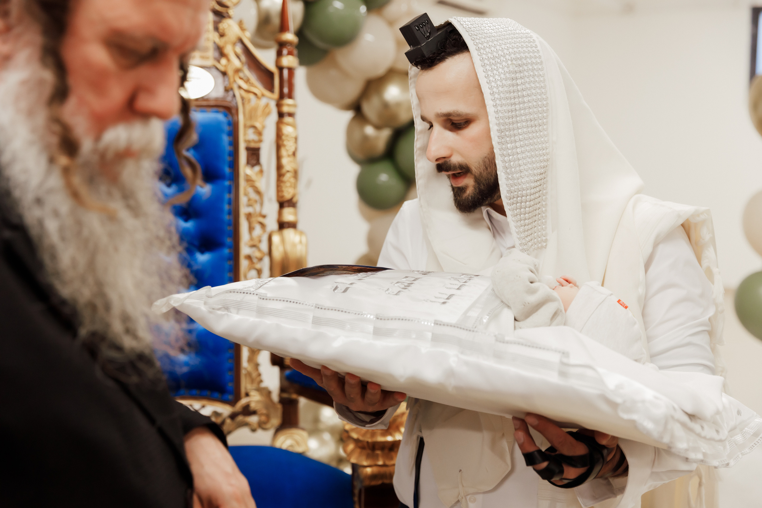 Brit Milah. Rishon LeZion. Photographer Michael Alekseev