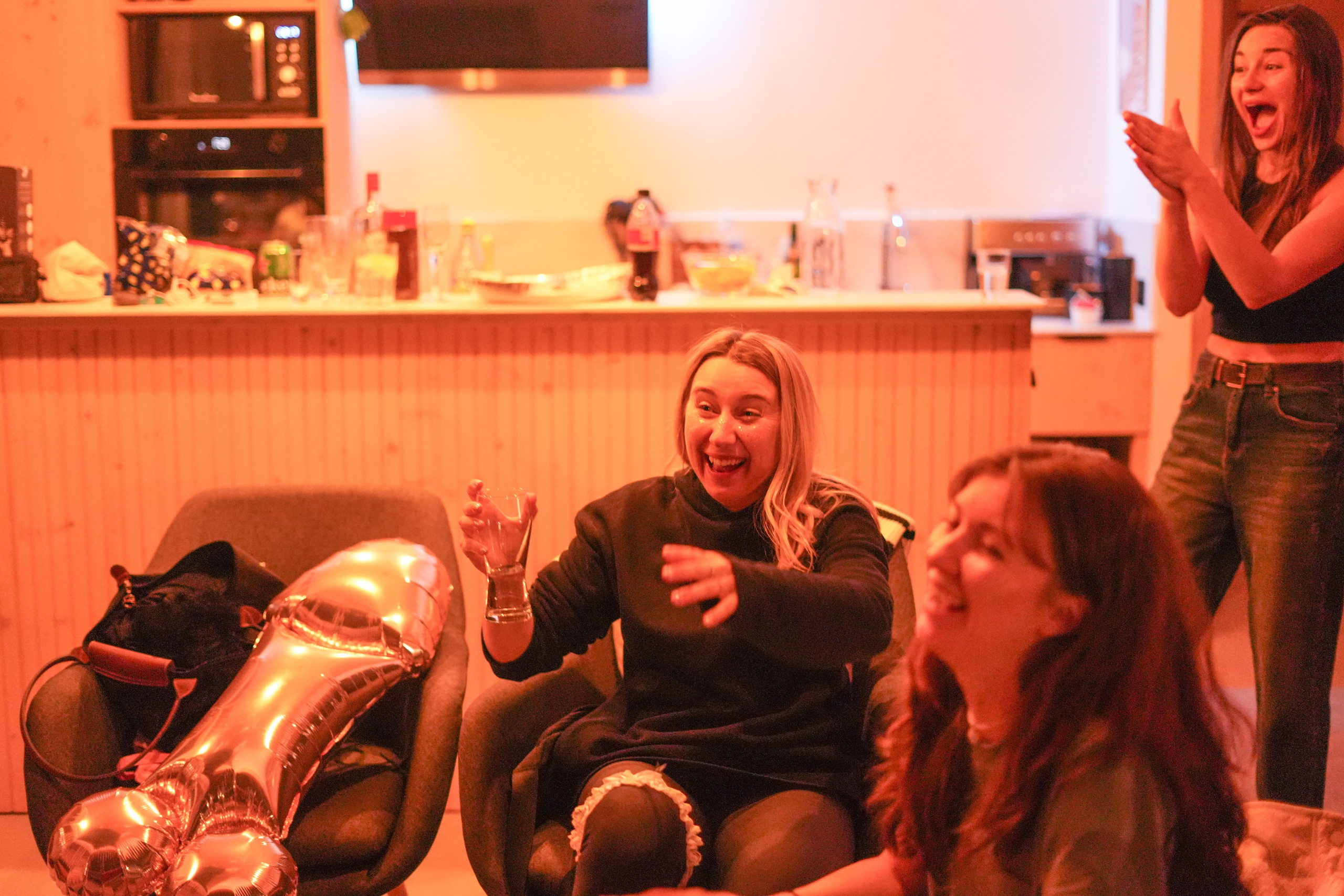 Stasy’s bachelorette party. Wedding Photographer in Barcelona and Medellin