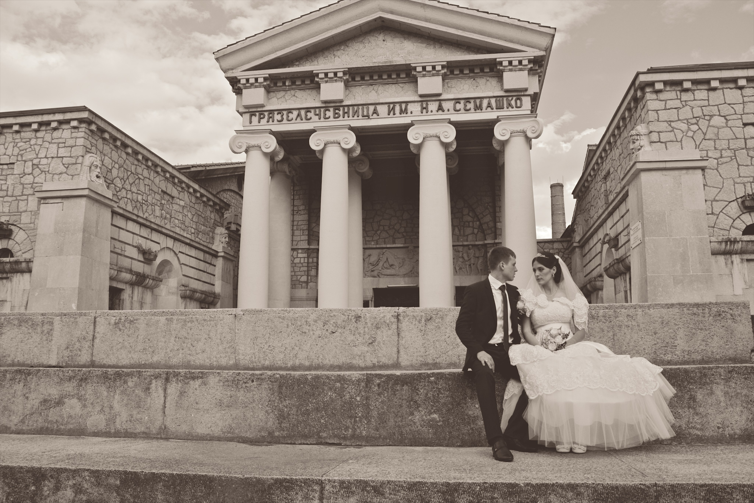 ВАСИЛИЙ И ЮЛЯ. Пленочный фотограф на КМВ Мирнов Игорь