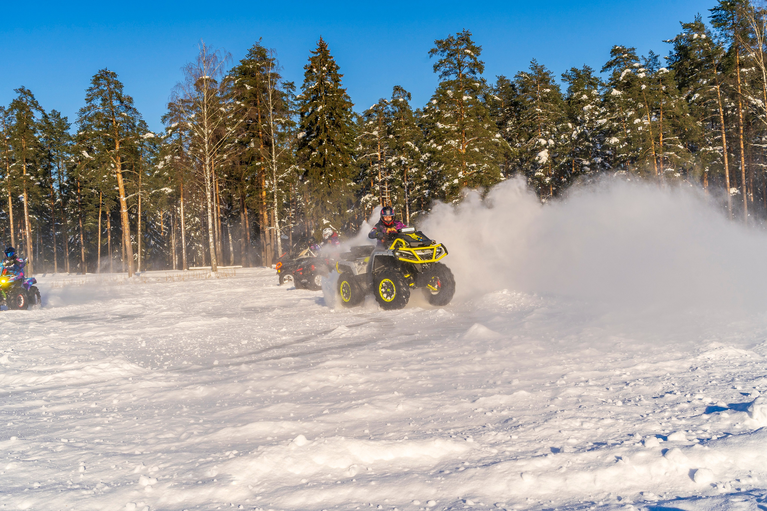 Кудрово ATV. Графический дизайнер Илья Левченко