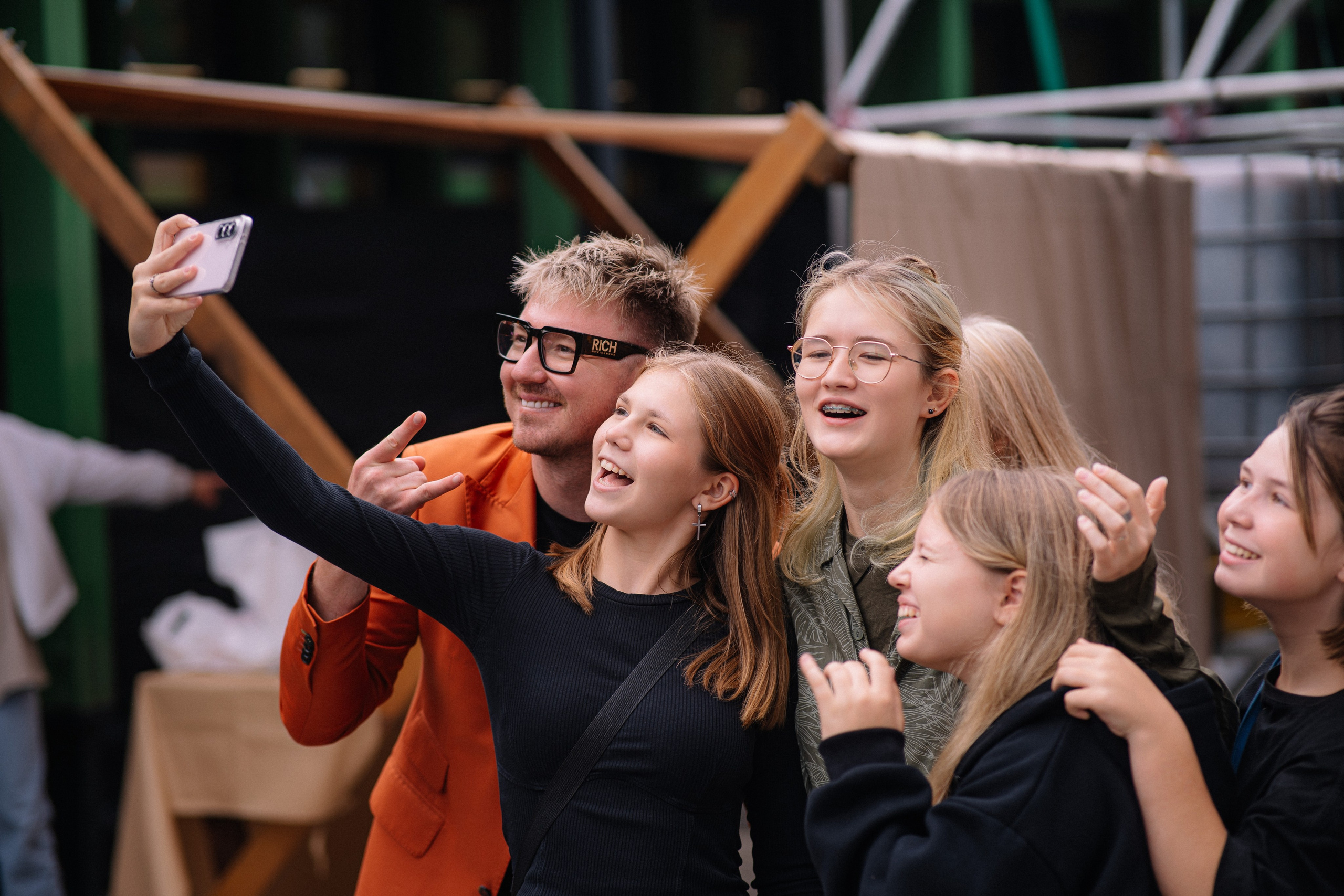 Фотоотчет ЛАПКИ ТАПКИ в Барнауле. Репортажный (Event) фотограф в Барнауле | Даниил Маркин | Качество и вайб