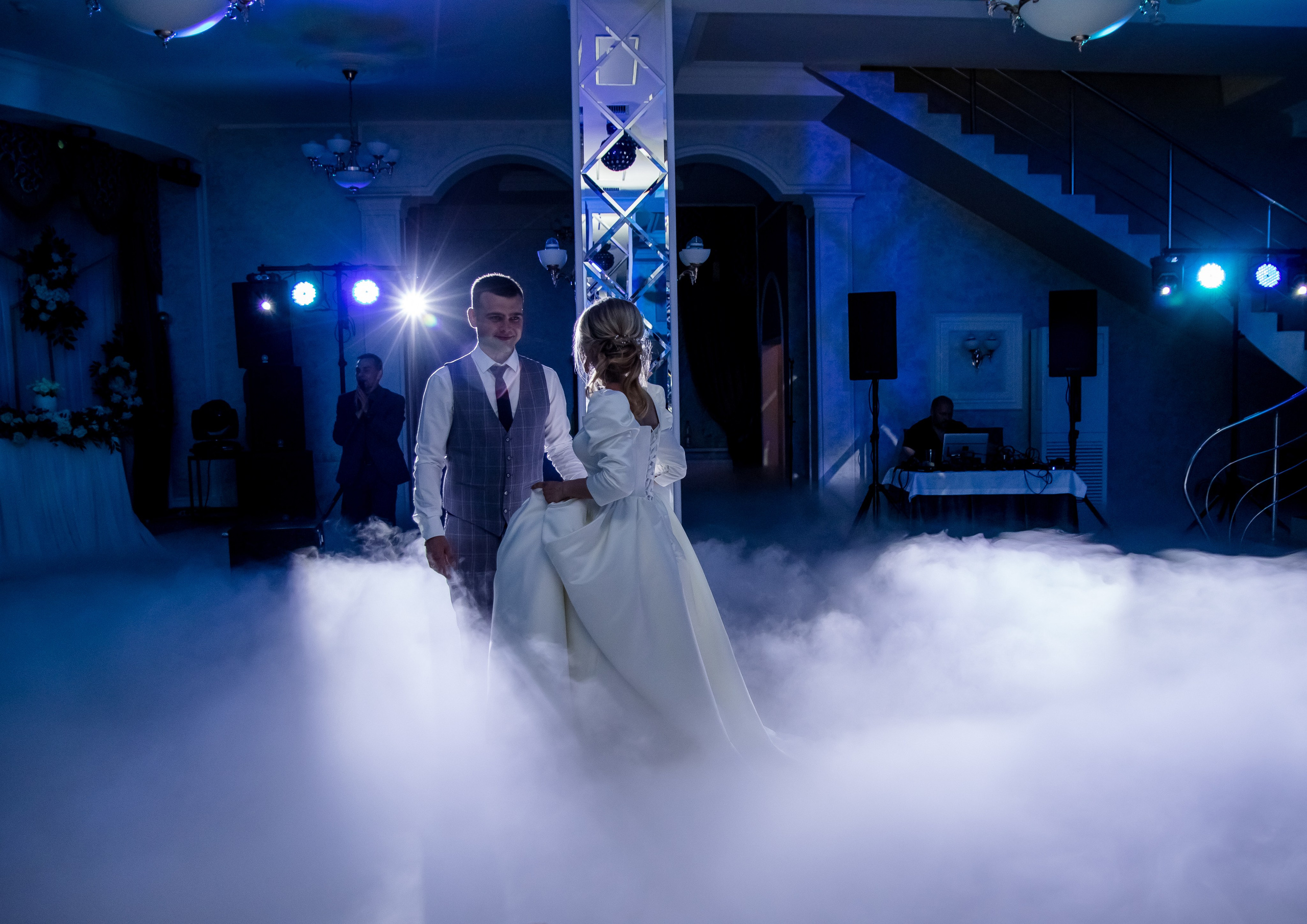 Спецэффекты. Организатор праздников. Ведущая Марина Гребенникова