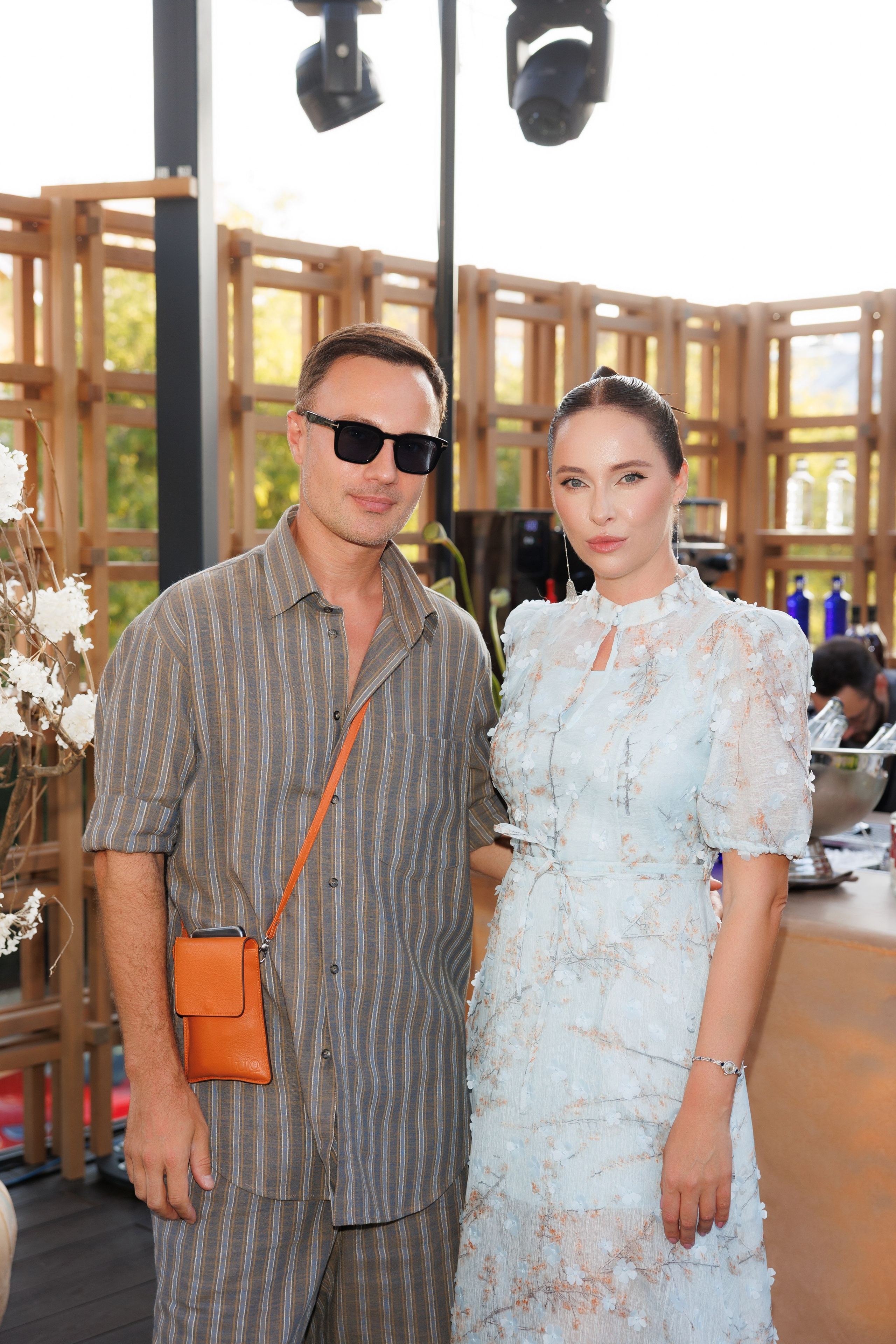 Евгений Бороденко и Ирина Зарькова  открытие веранды ресторана IKURA