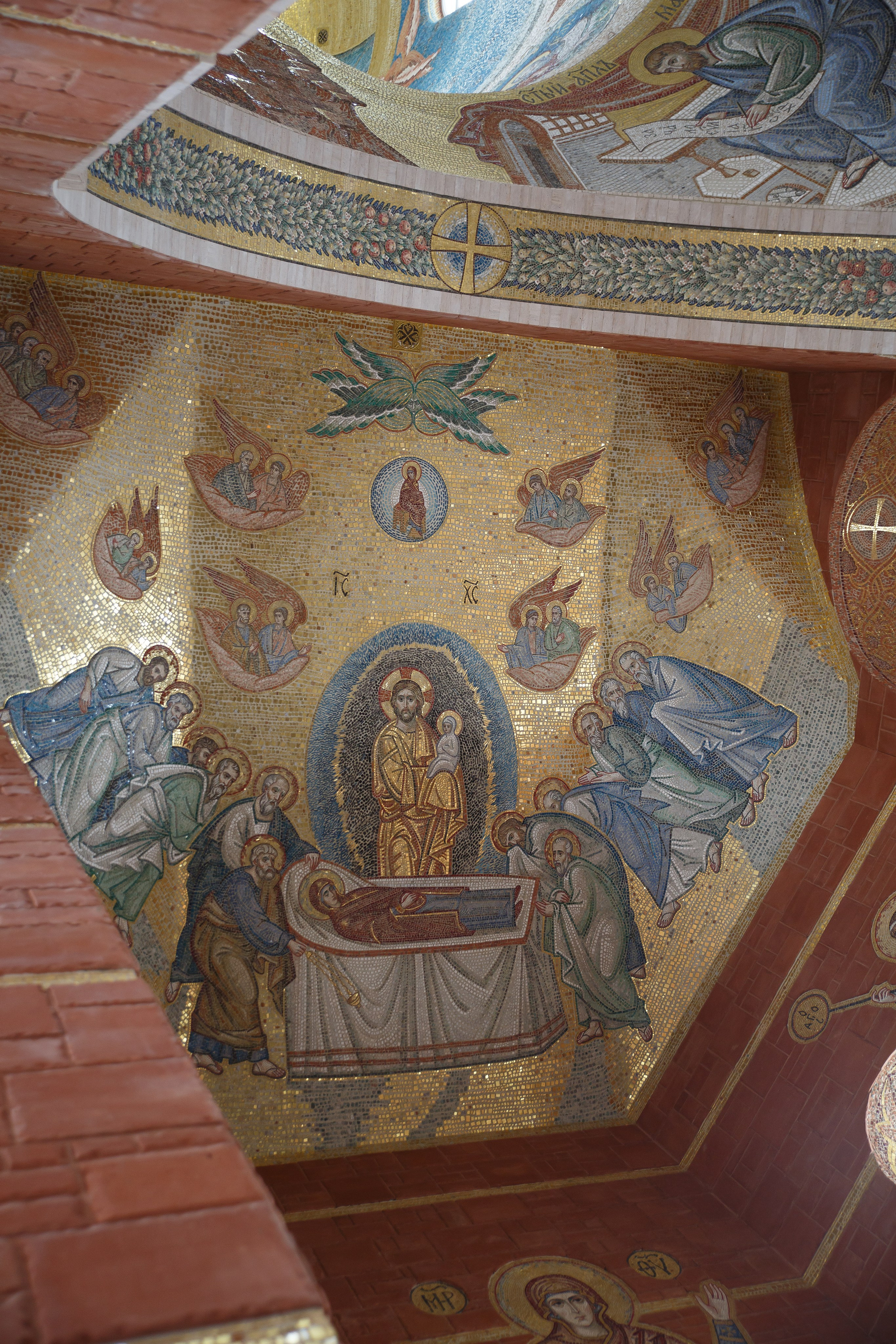 Успенский собор в монастыре Бештау. НИИКОРОВИН- мастерская мозаики и монументального искусства