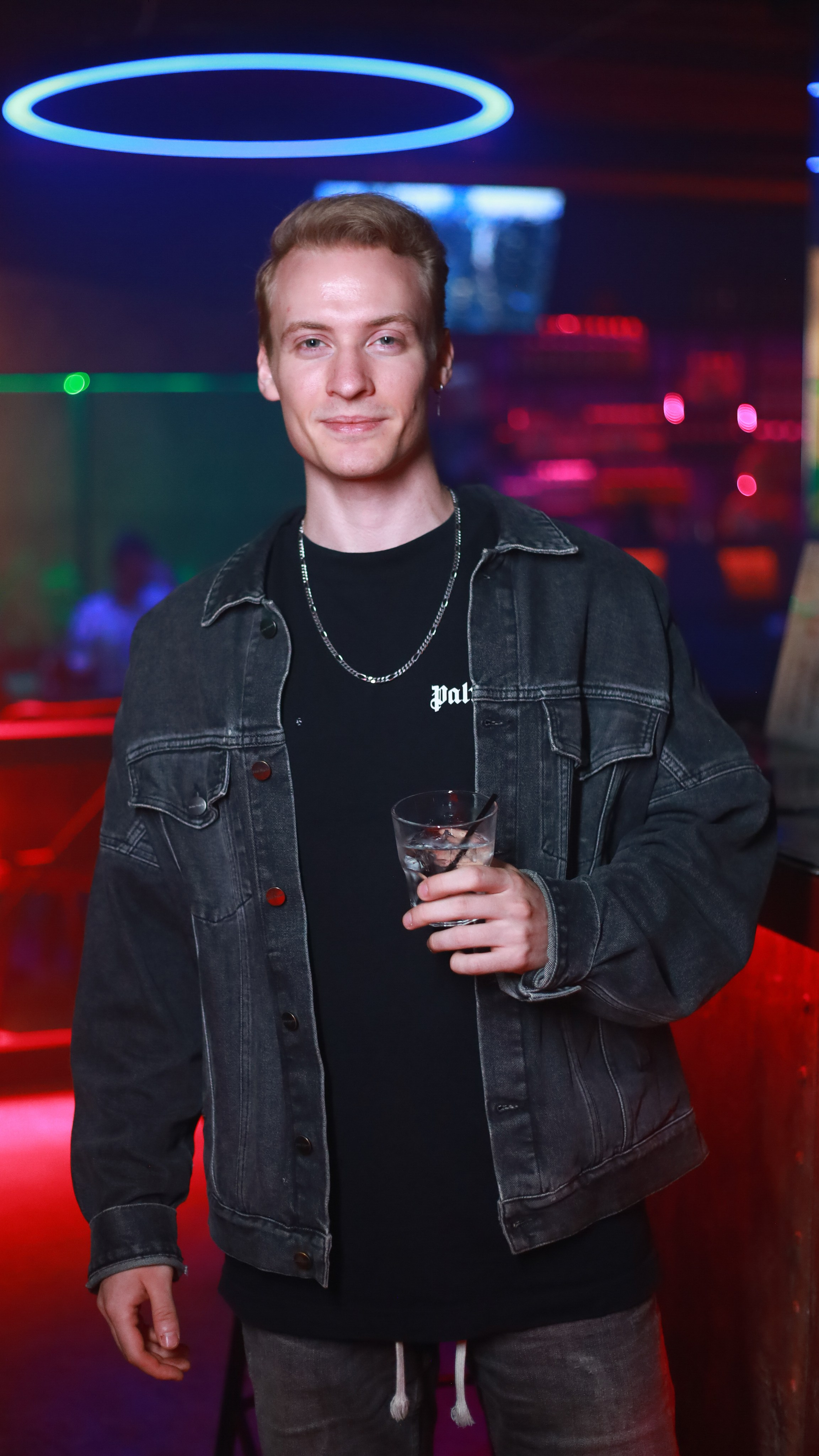 Клуб Резиденция лучшее. Контакты