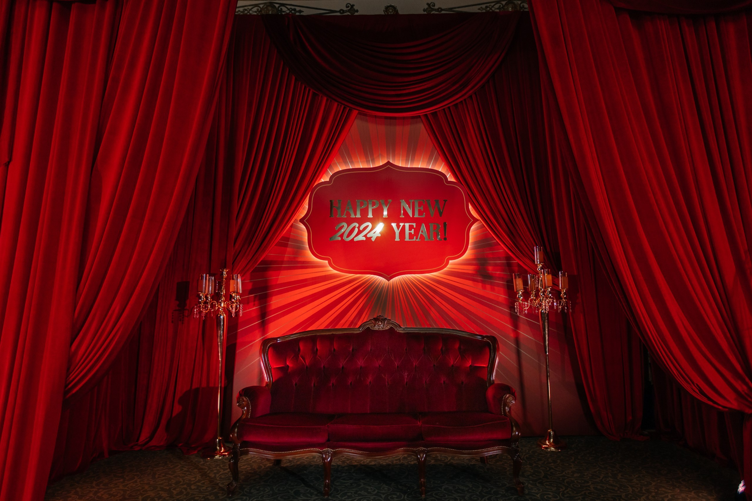 Первый клиентский банк «Бурлеск NY» Ресторан Яръ. Фотограф Москва Людмила Белова