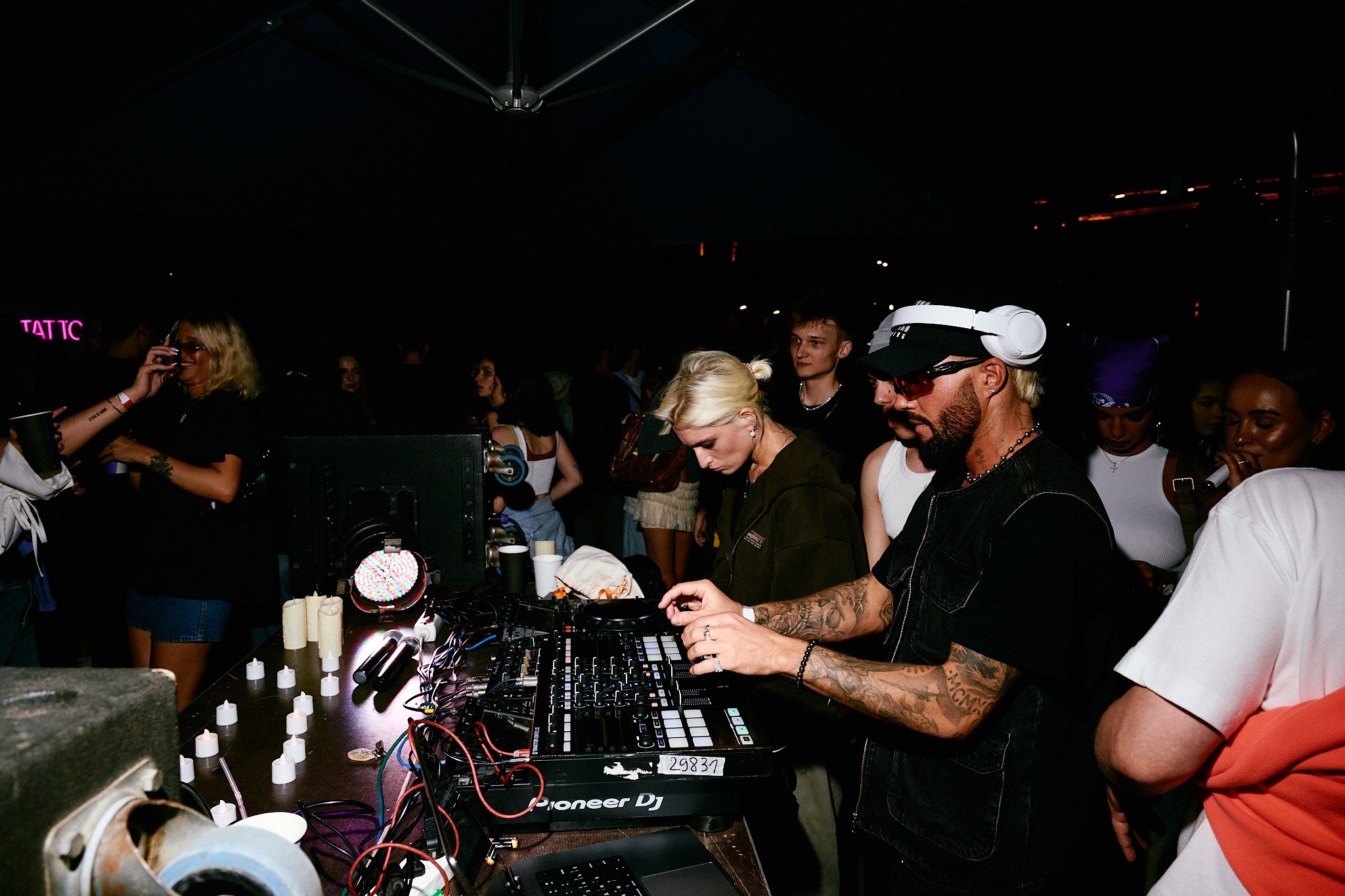 LASKI — CONNECTED x DETI. TENZO | Креативный продюсер / Арт-директор