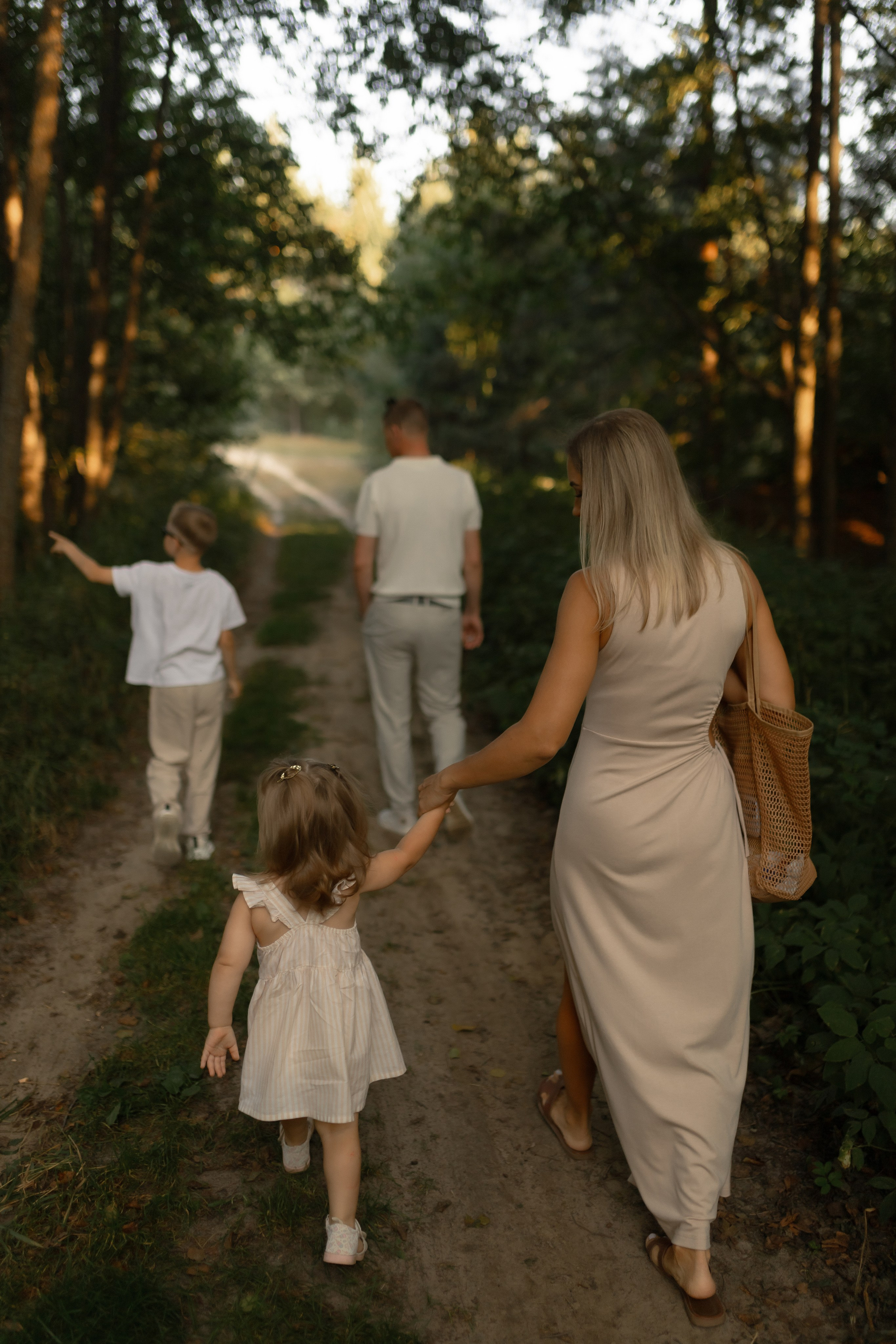 Алексей, Мария, Ваня и Варя. Фотограф Татьяна Семенова