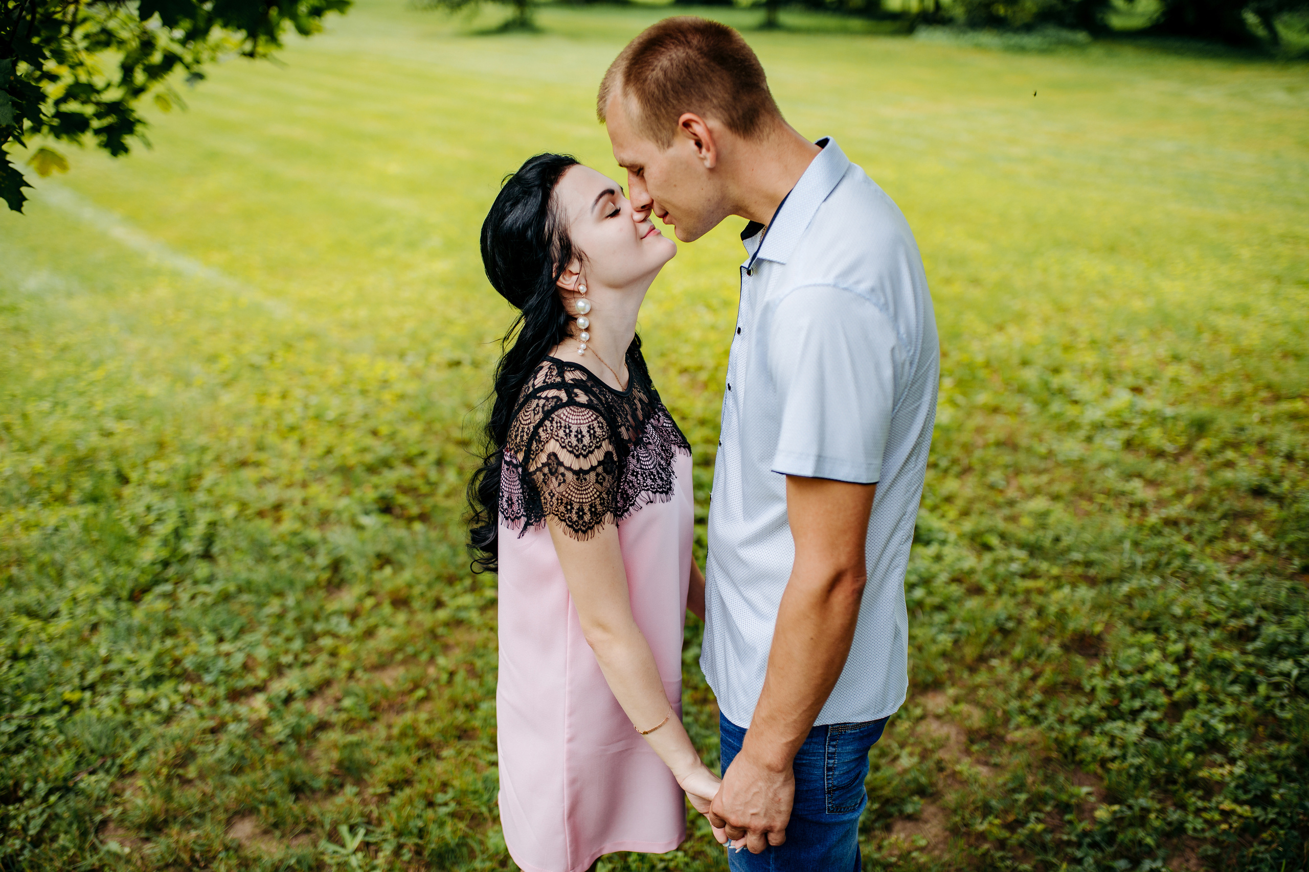 Денис и Яна. Фотограф г. Зубцов Елена Соколова