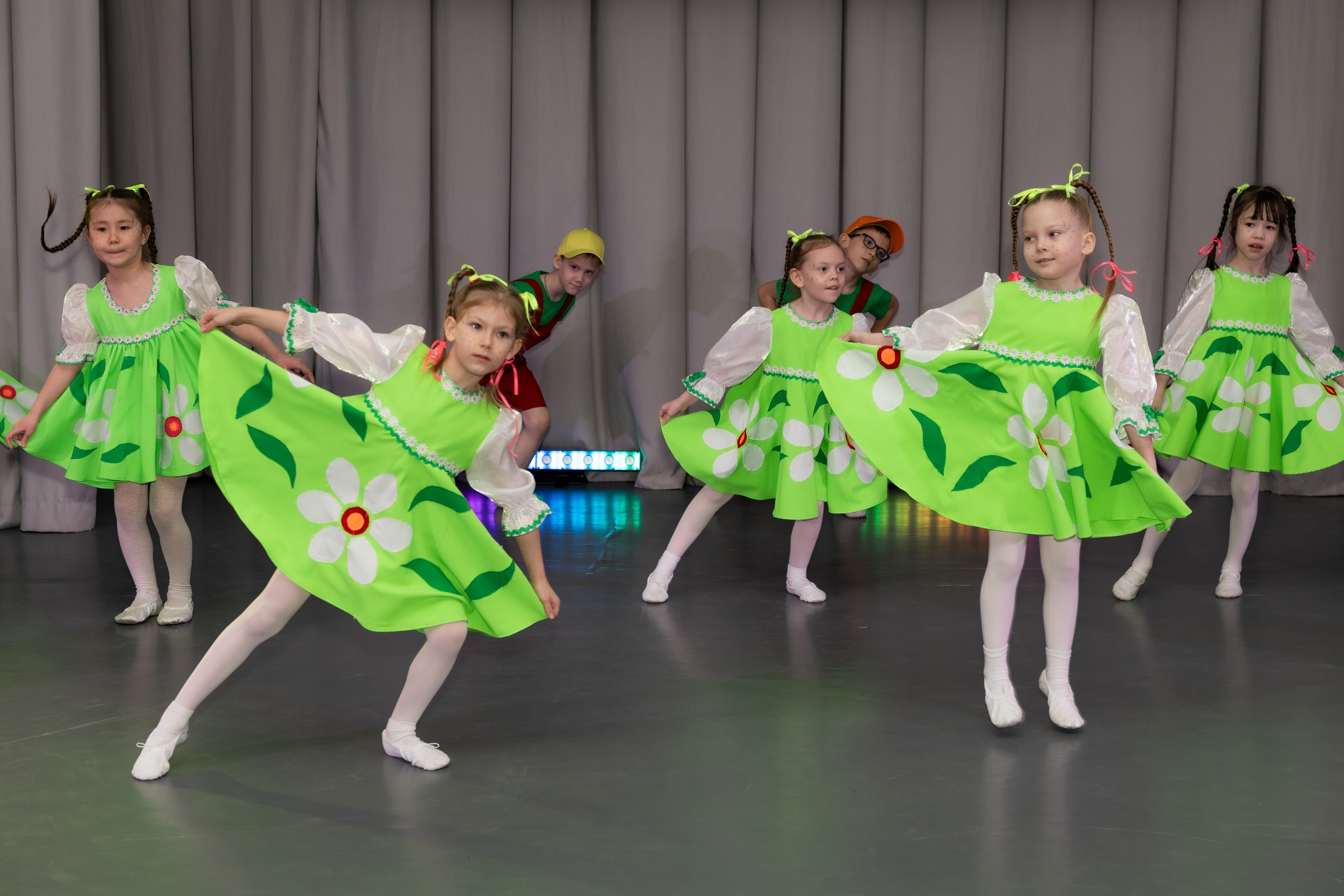 Танцевальный коллектив. Рыжий Фотограф Иркутск