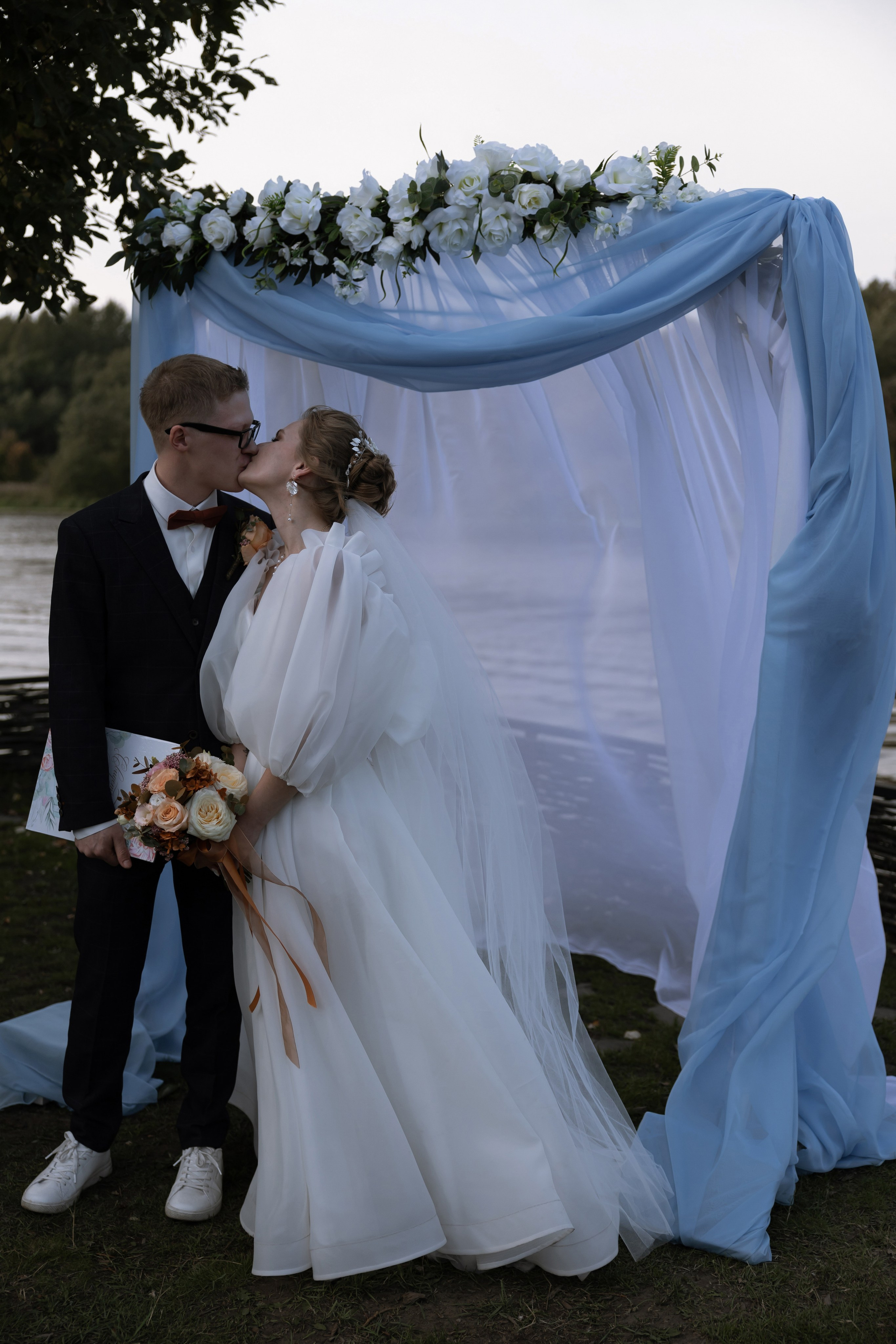 Иван и Виктория. Свадебный фотограф в Санкт — Петербурге и Ленинградской о