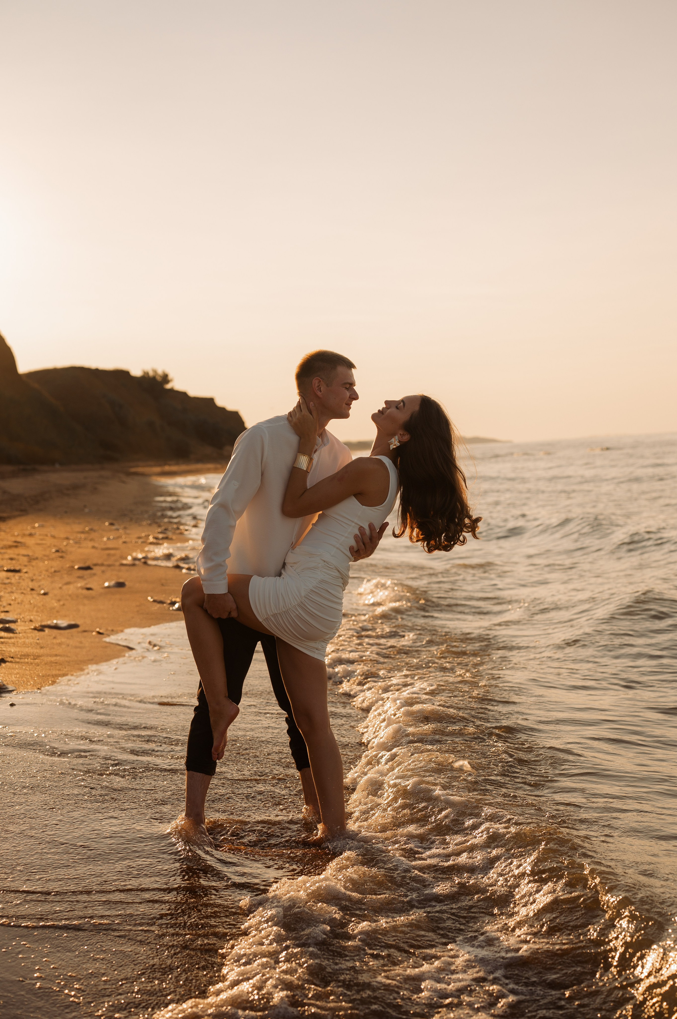 Предсвадебная съёмка на море🌊. Свадебный и семейный фотограф в Краснодаре Алина Мельник