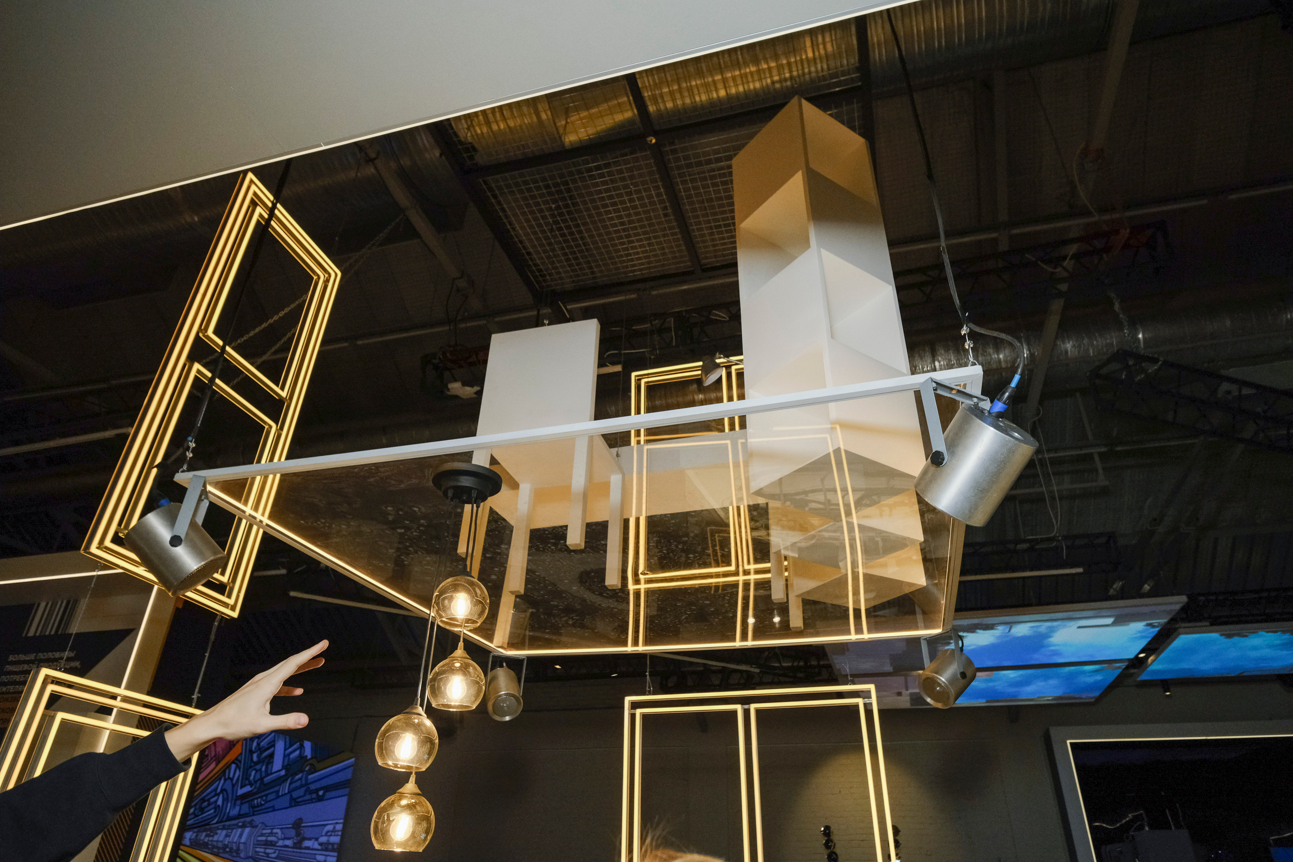 Механизмы большого города. ВИНЗАВОД. Любовь Потапова