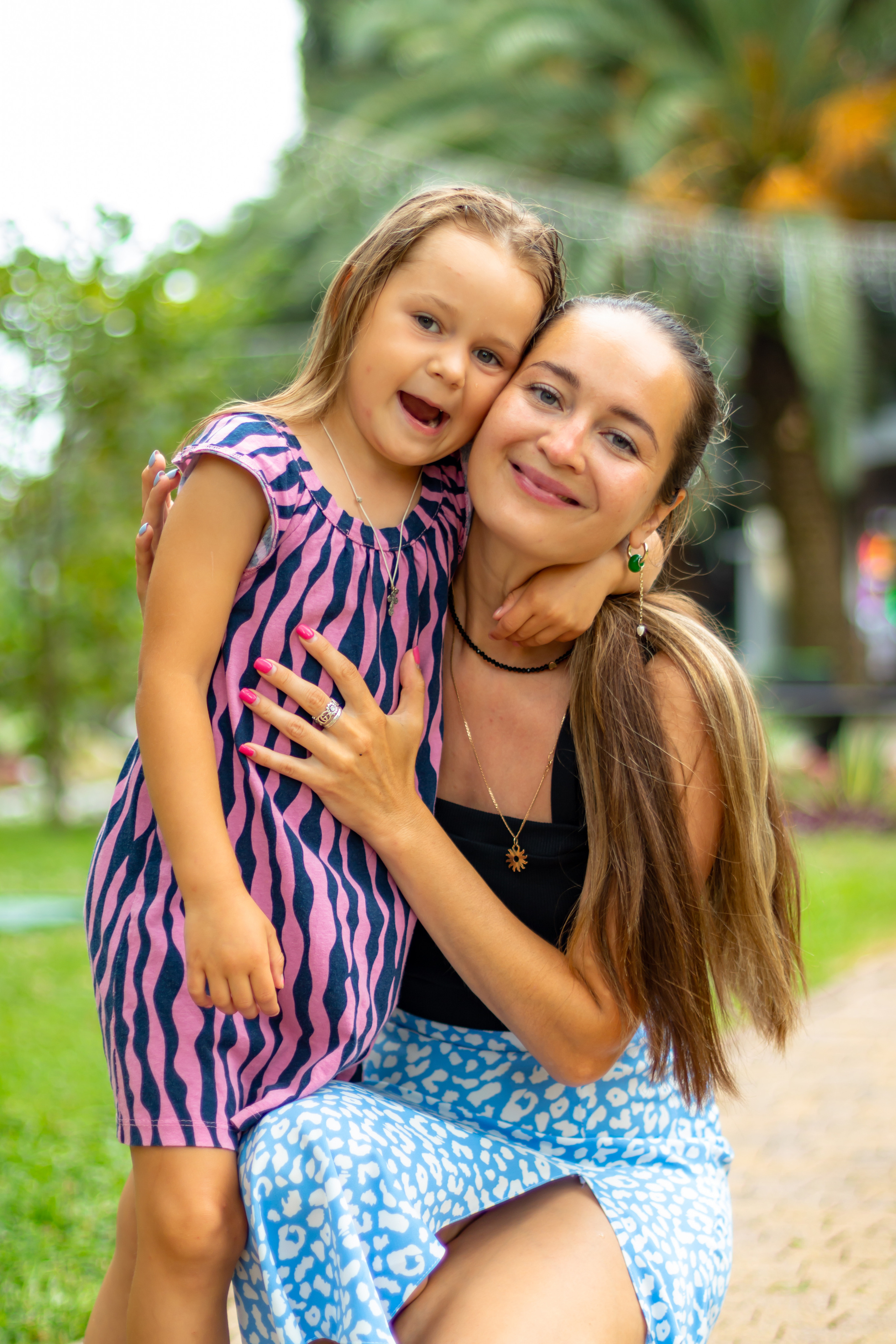 Аня с мамой и бабушкой. Фотограф в Сочи