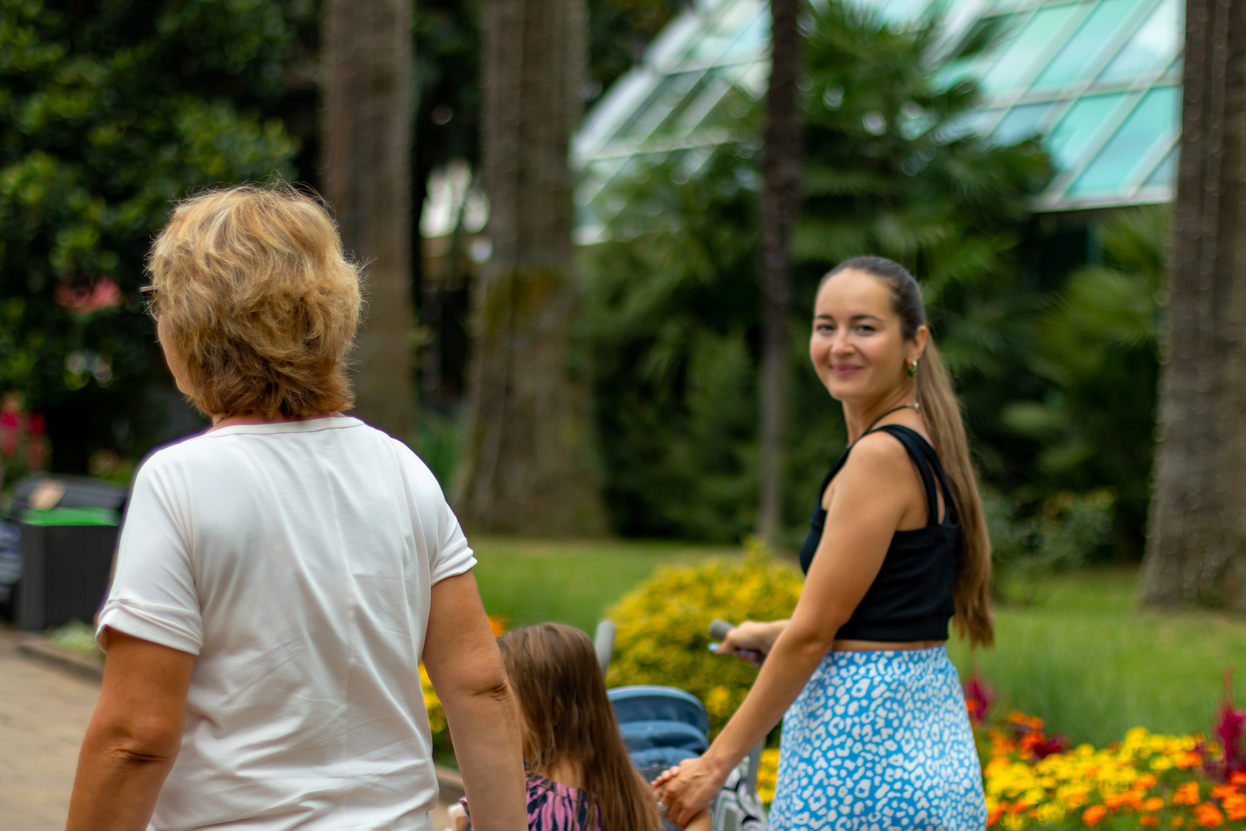 Аня с мамой и бабушкой. Фотограф в Сочи