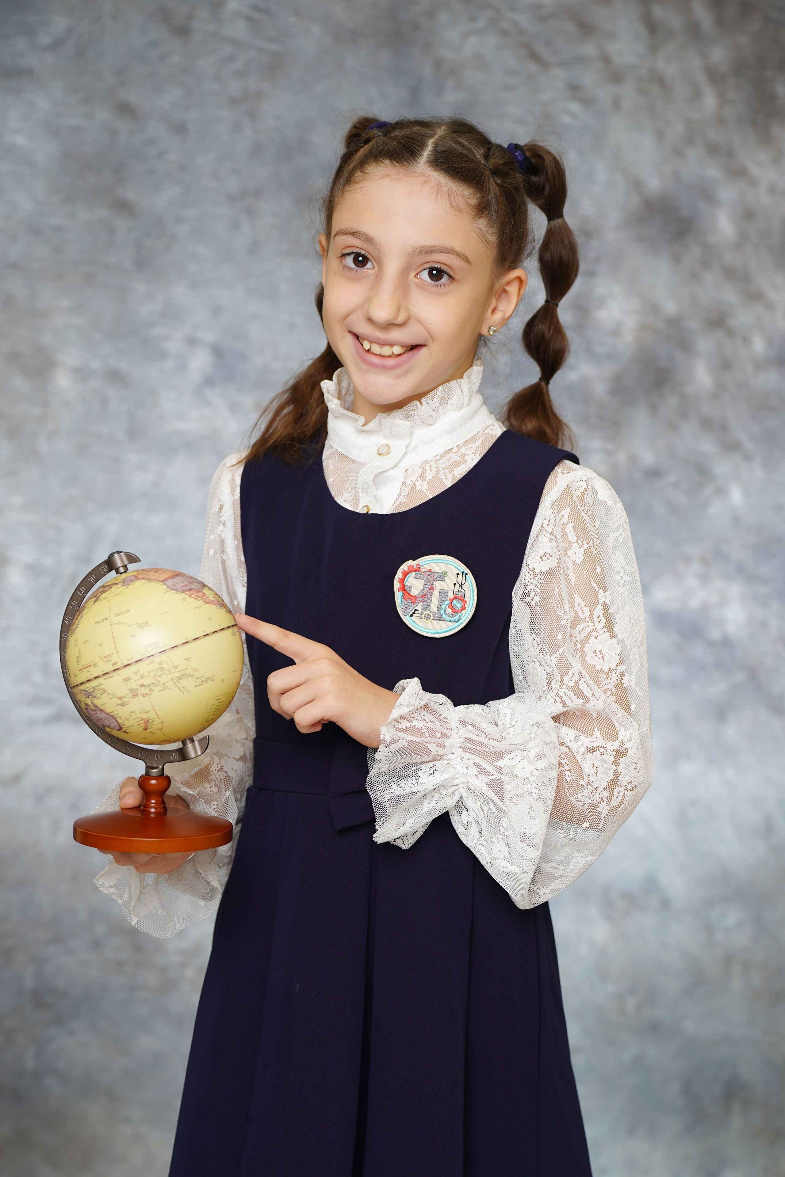 Фоны для портретов. MEMENTO.Выпускные альбомы, школьные, юбилейные и другие книги. Ростов-на-Дону