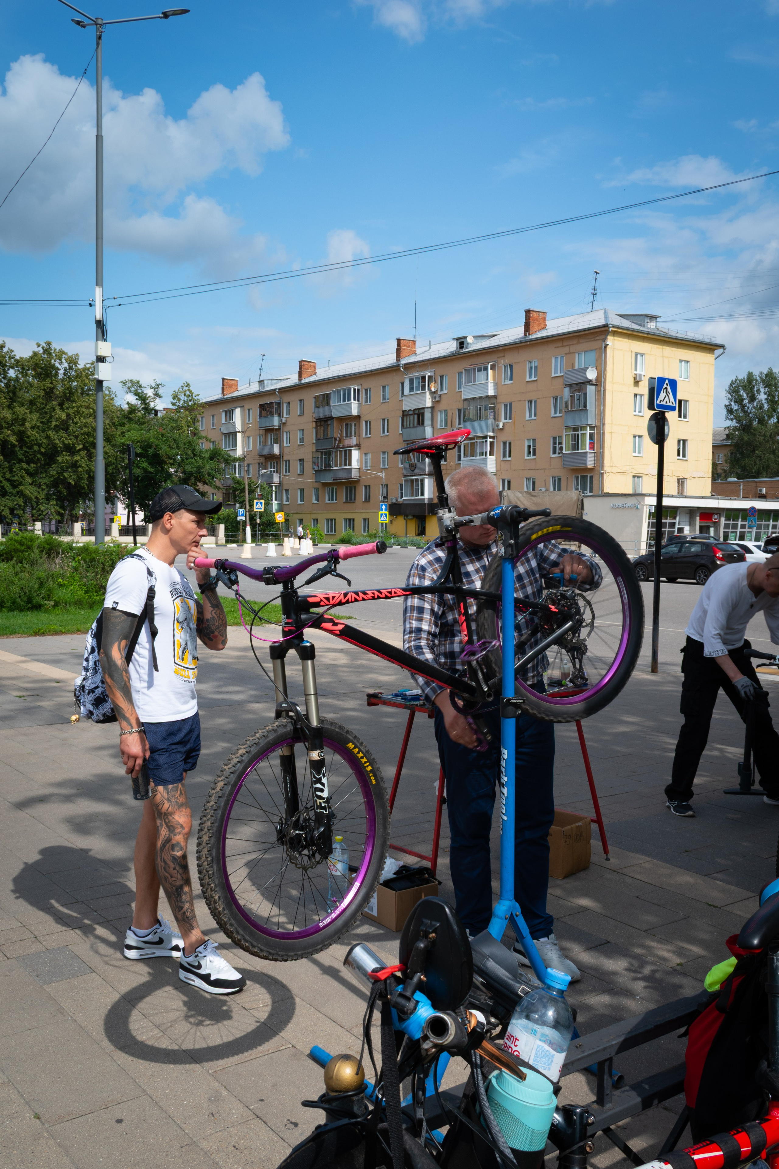 «Леди на велосипеде» — велопробег по г. Жуковскому 2025. Репортажный фотограф Сыбер Мартти