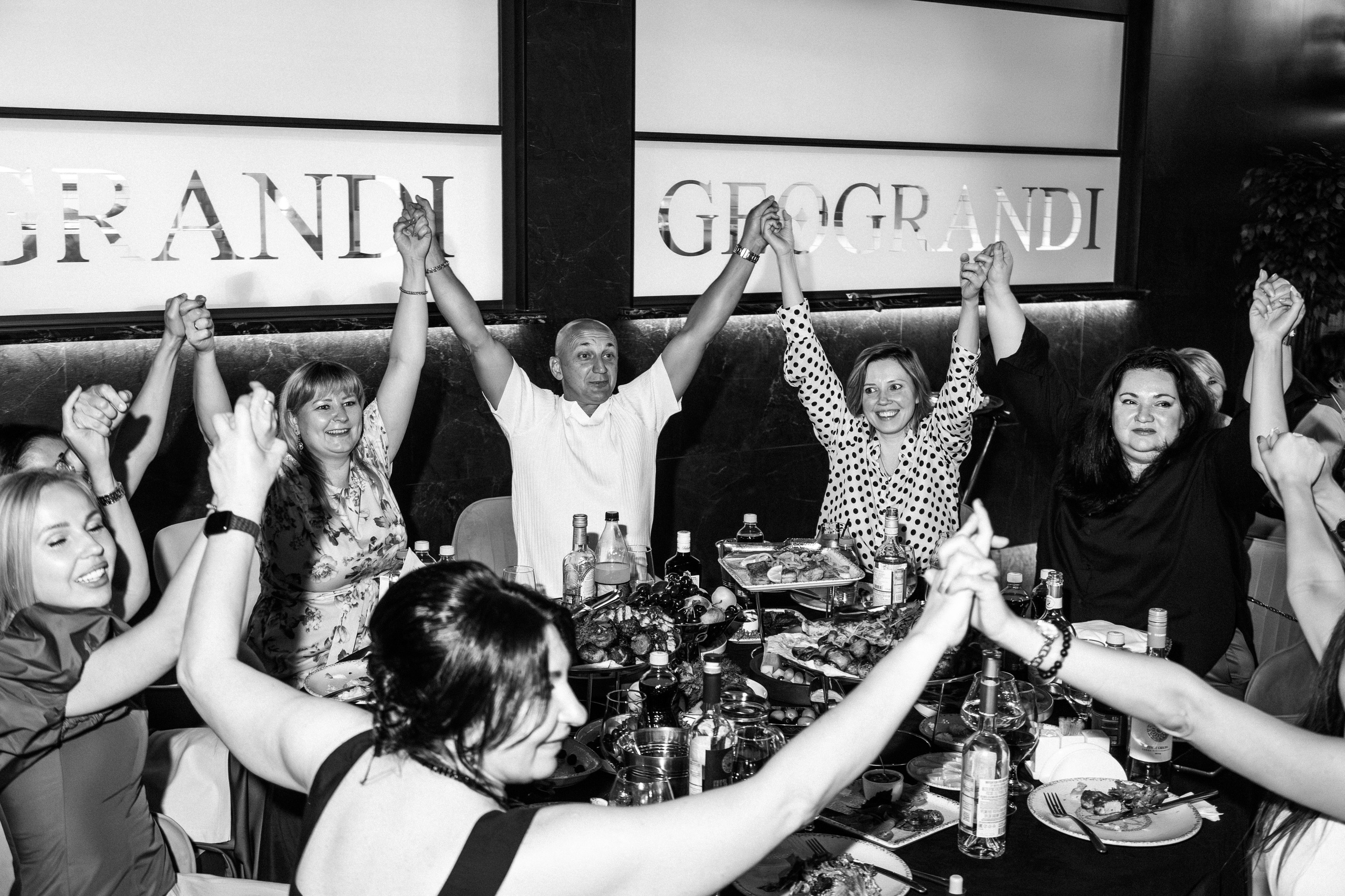 Выпускной 9В класса 2025. Артур Иликчян — Wedding & Event фотограф в Краснодаре