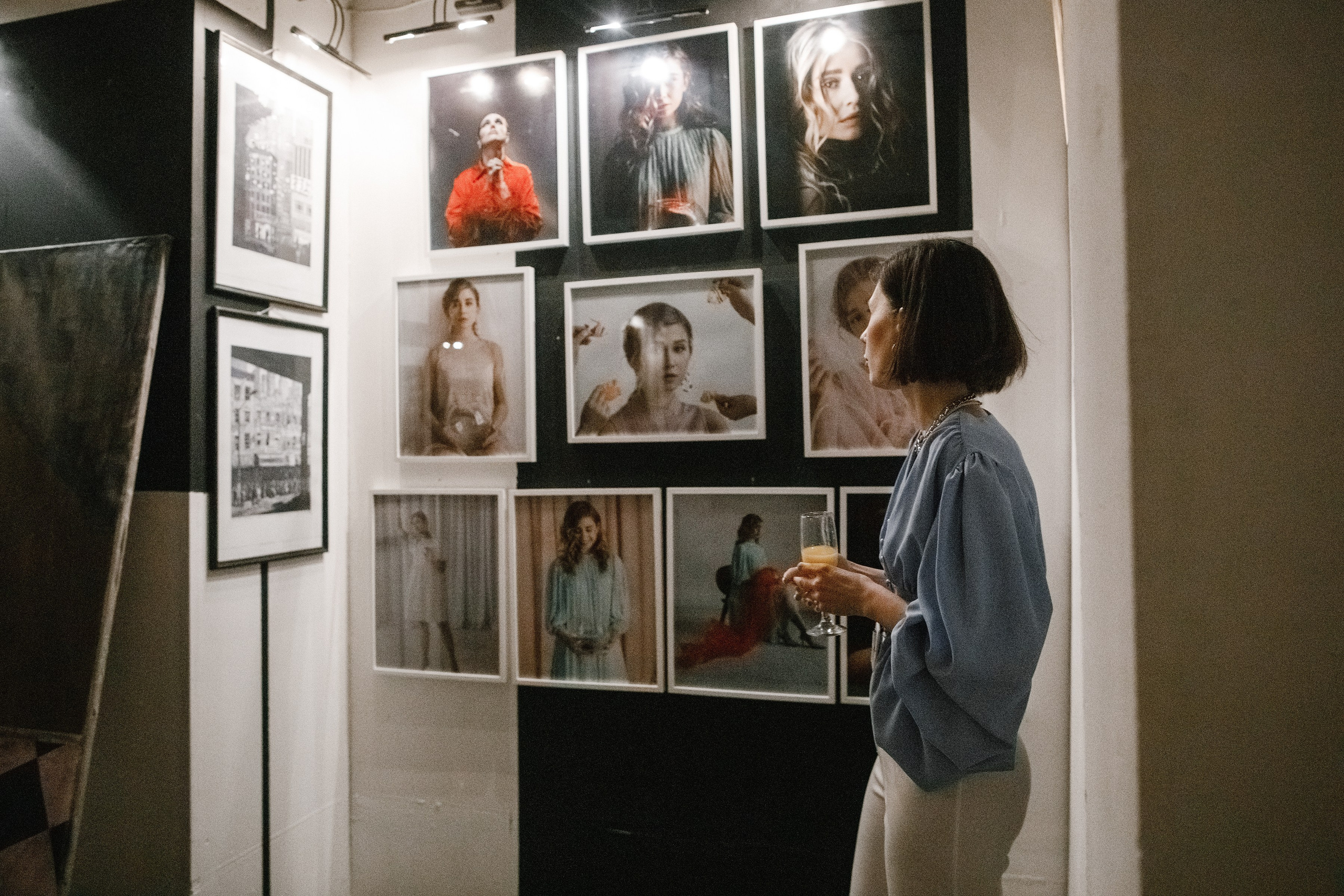 26.04.2023 // Мастер-класс Кати Монич. Фотовыставки serebro.gallery, в которых автором можешь стать ты! | Москва