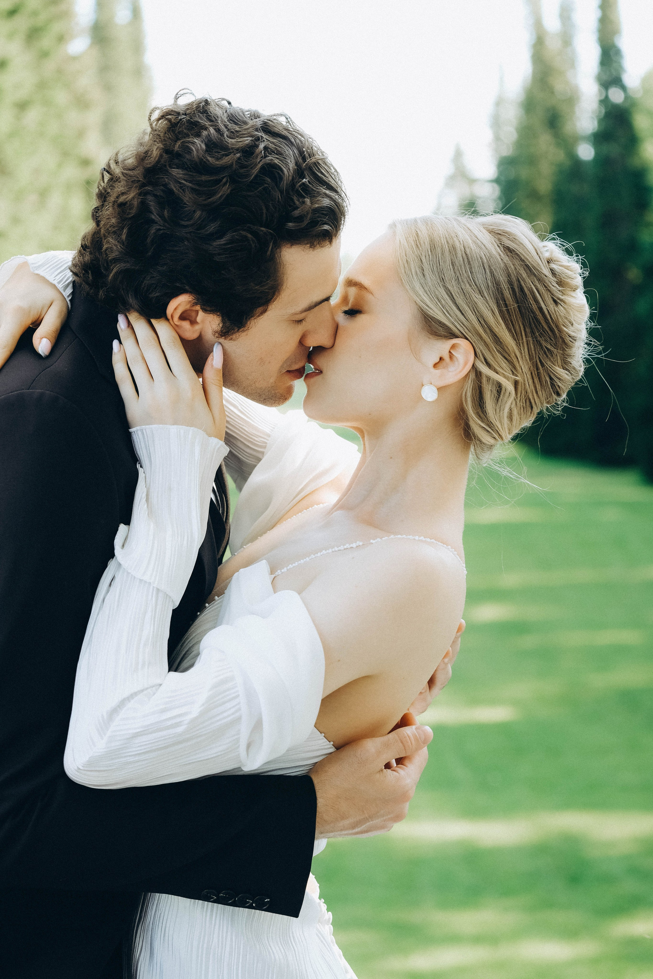 СВАДЕБНАЯ СЬЕМКА В ПАРКЕ ОРАНИЕНБАУМ. Профессиональный фотограф, Санкт-Петербург — Виктория Богомолова