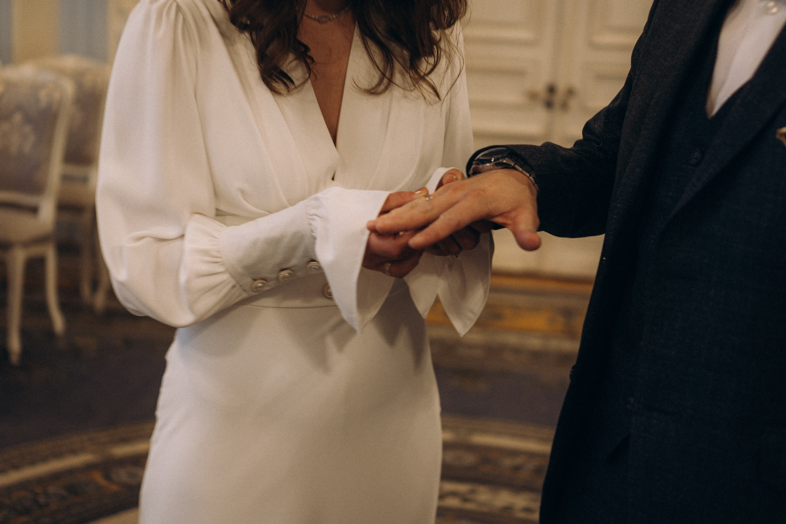 СВАДЕБНАЯ СЬЕМКА ПАРЫ ВО ВТОРОМ ДВОРЦЕ БРАКОСОЧЕТАНИЯ И ПРОГУЛКА ПО ЧЕРНЫШЕВСКОЙ. Профессиональный фотограф, Санкт-Петербург — Виктория Богомолова