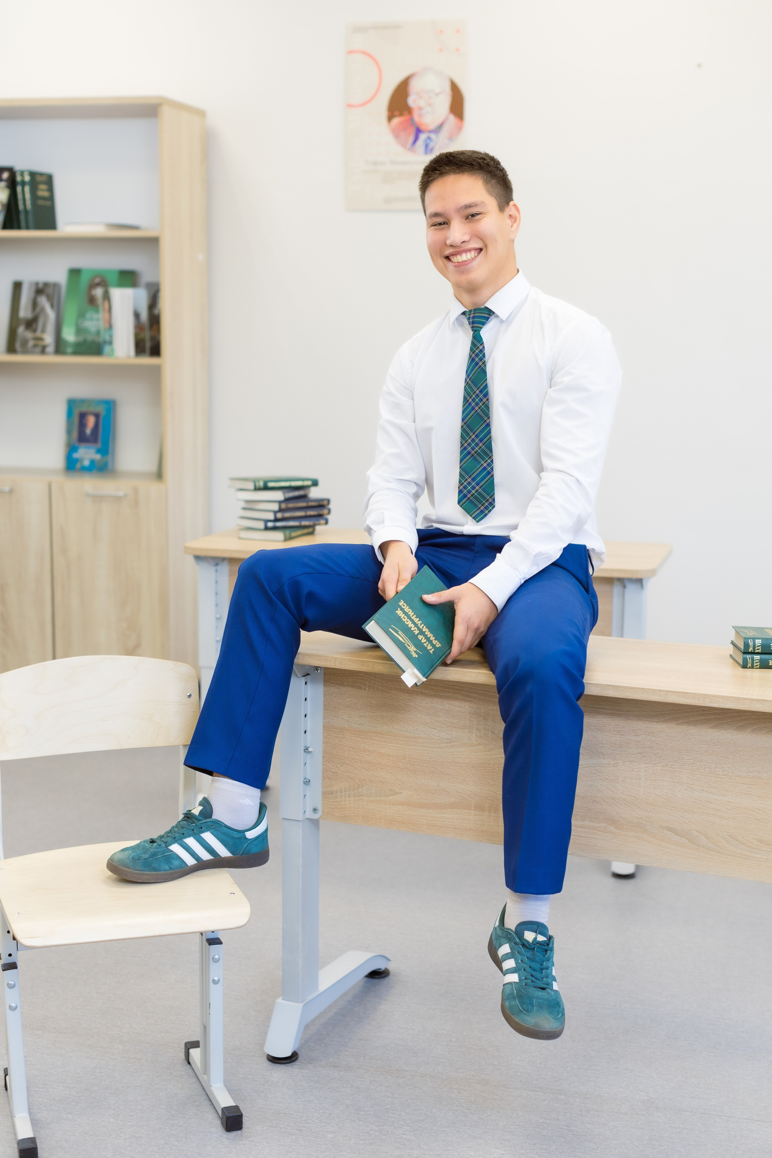 Старшая школа. Выпускные альбомы Набережные Челны