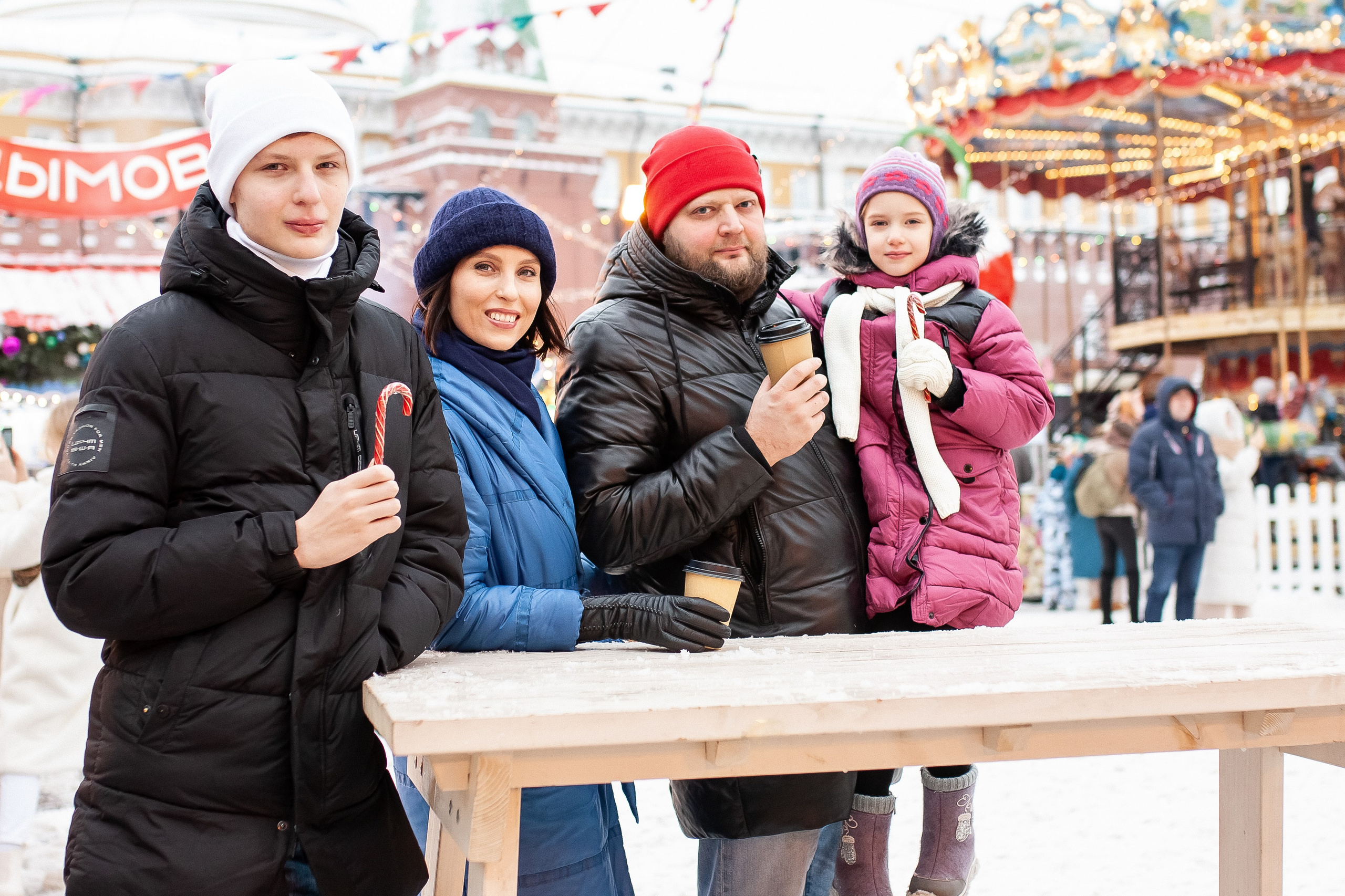 Надя и семья. Новогодний фотодень. Профессиональный фотограф, Москва |Видное Елена Елизарова