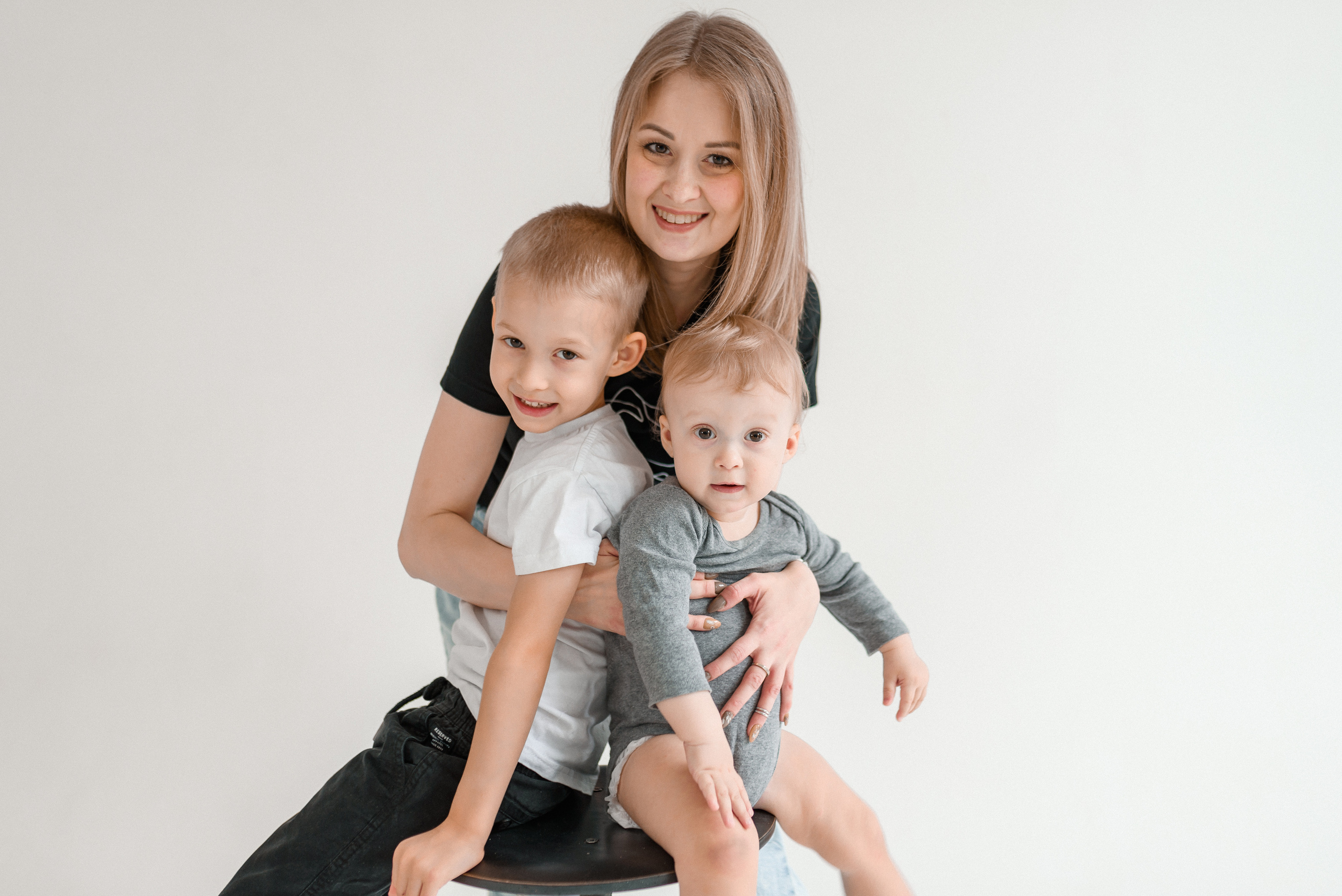 Светлана, Кирилл и Никита. Семейный фотограф в Ростове-на-Дону Мария Панарина