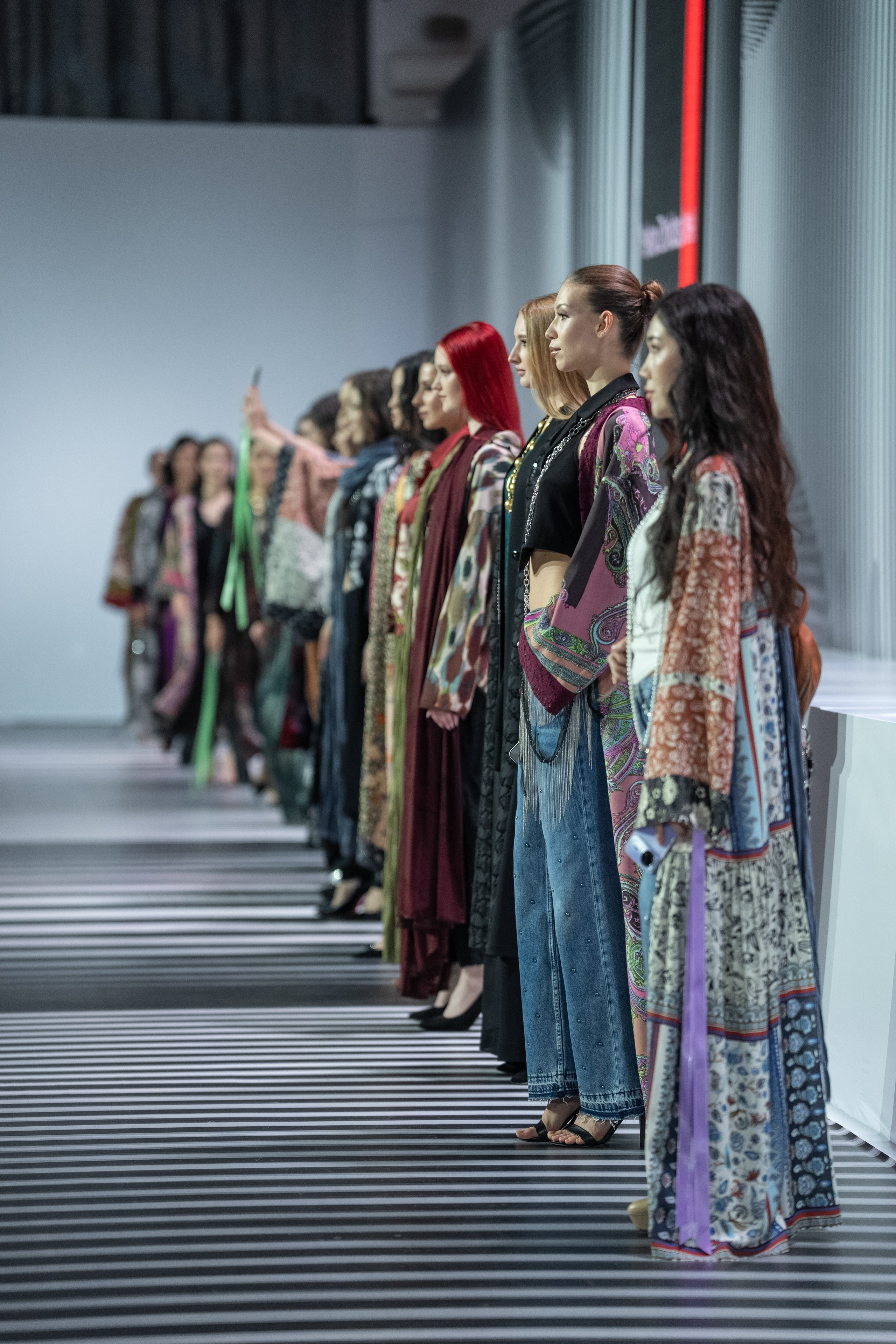 Brad YEARLAN ZHOLDASBEK. Сайт Алматинского НЮ АРТ, будуар и фэшн фотографа Дениса Карпенко