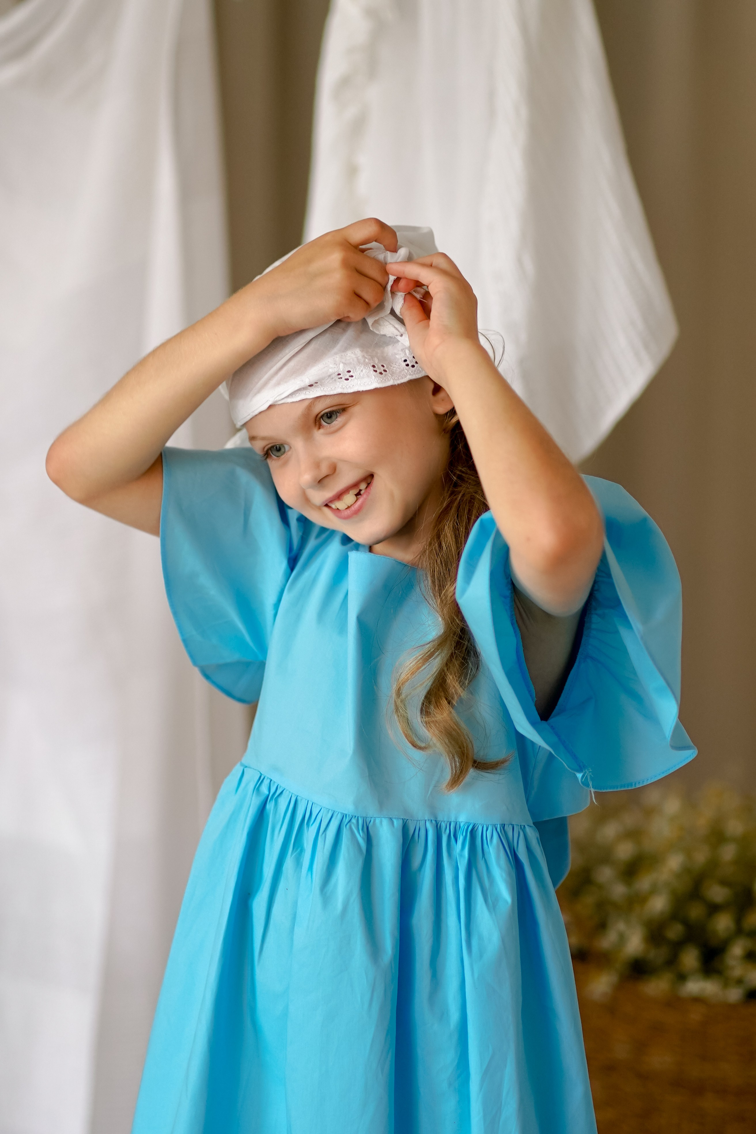 Кира с подсолнухами. Фотограф Татьяна Митрофанова