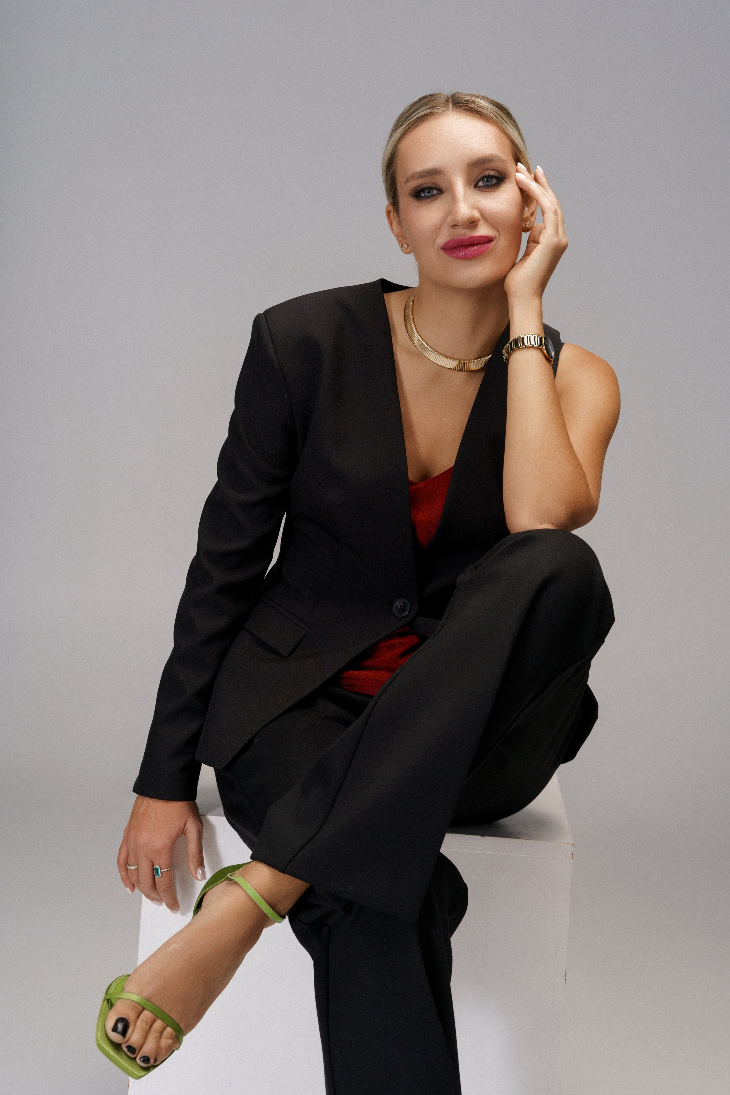 Оля. Главная