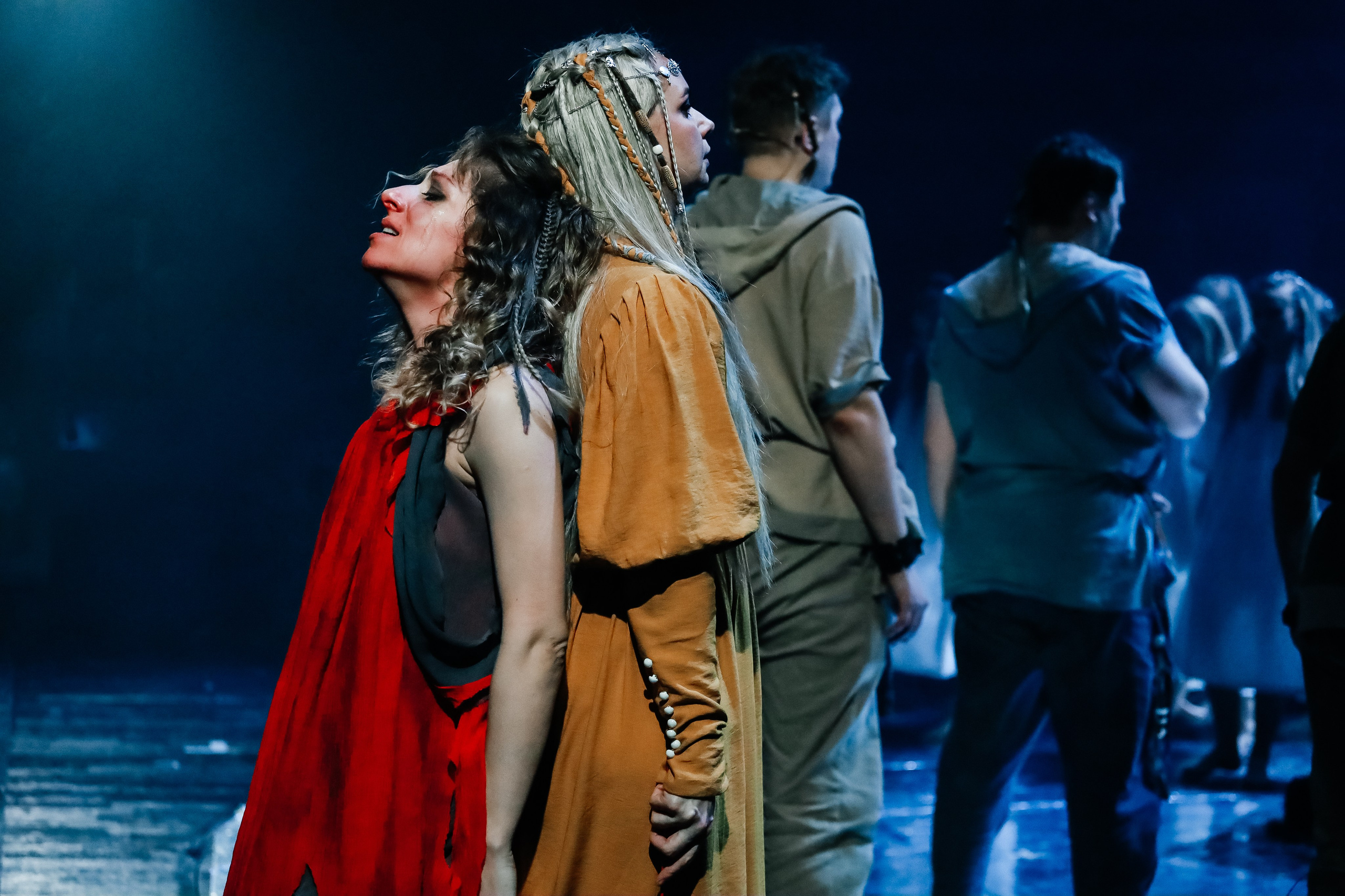 «Яга». Молодежный театр Алтая им. В. С. Золотухина. Режиссёр Дарья Догадова. Фоторепортаж. Театральная фотосъёмка