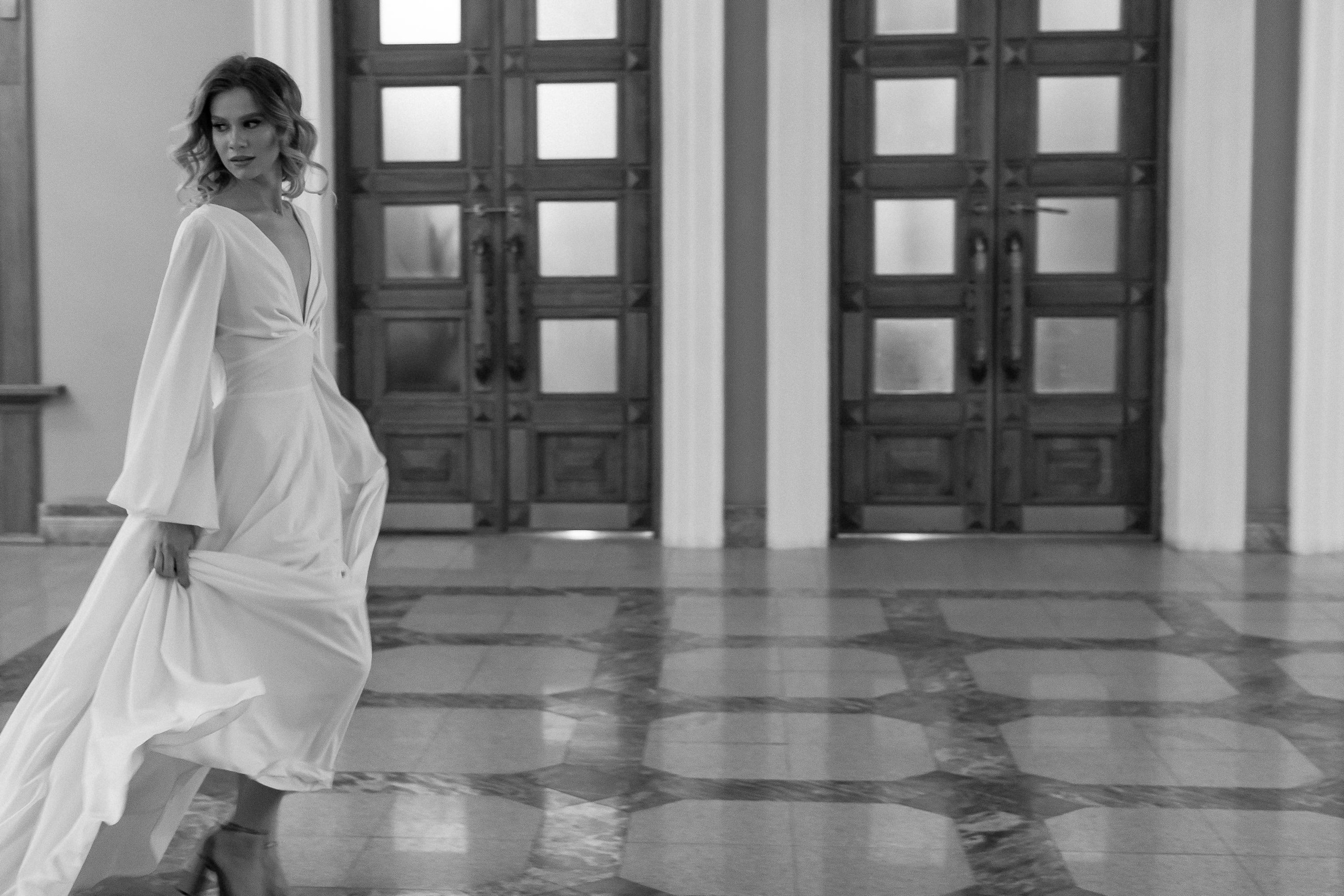 Необычная свадебная фотосессия. Съёмка в Органном зале Челябинска. Эстетичная фото- и видеосъёмка Ирина Арсентьева. Челябинск и весь мир