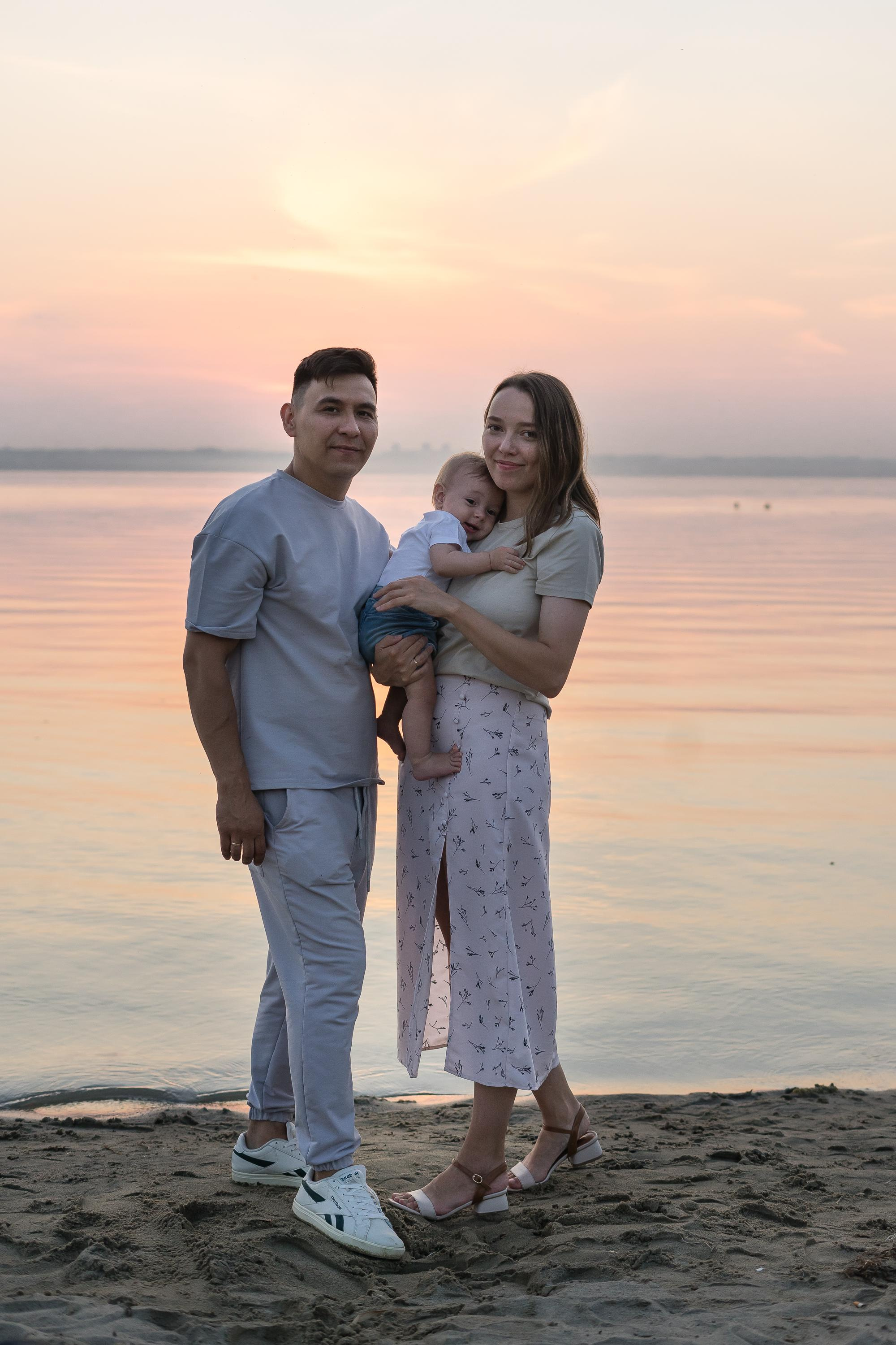 Регина, Айнур, Роберт. Закатное тепло. Эстетичная фото- и видеосъёмка Ирина Арсентьева. Челябинск и весь мир