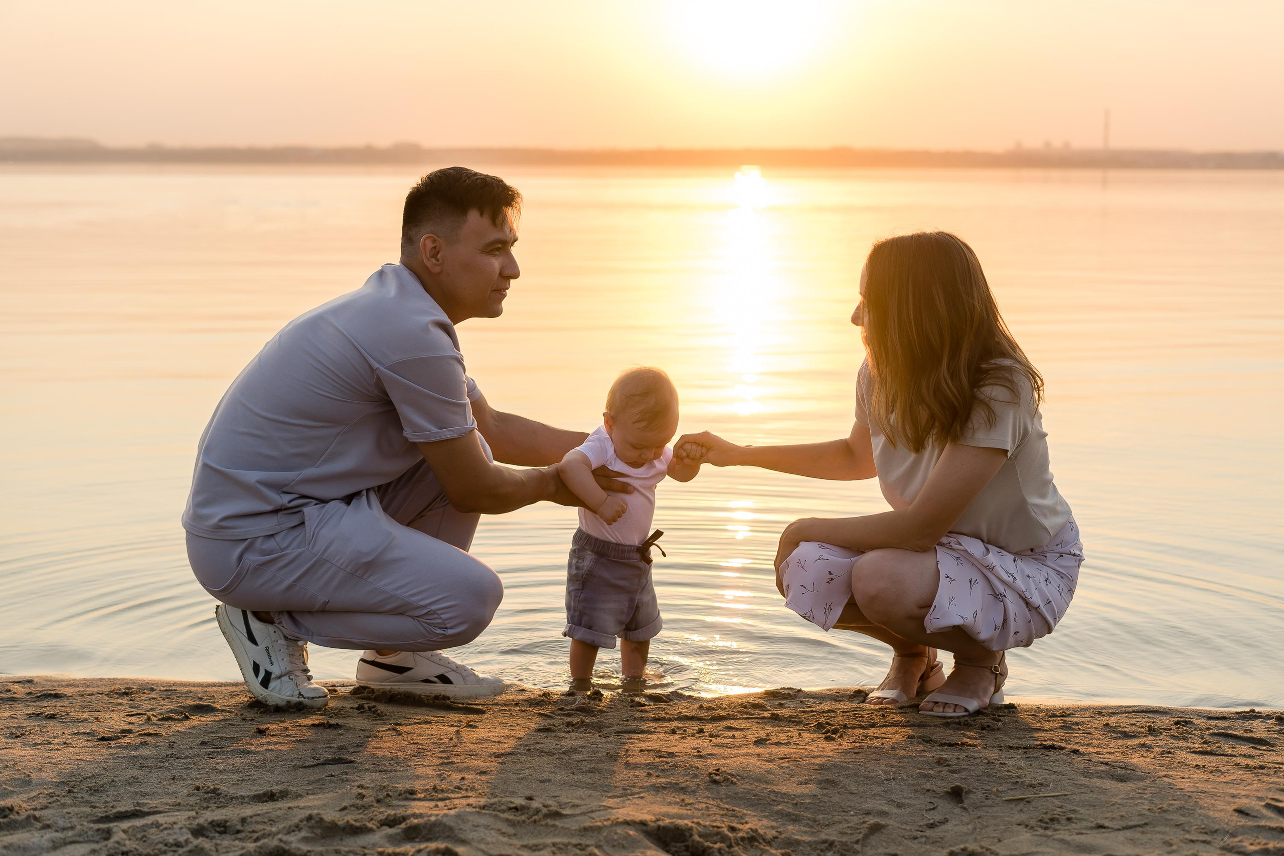 Регина, Айнур, Роберт. Закатное тепло. Эстетичная фото- и видеосъёмка Ирина Арсентьева. Челябинск и весь мир