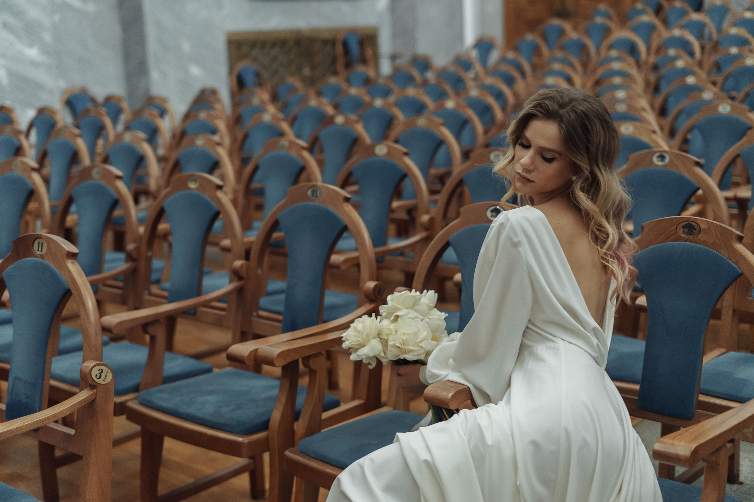 Необычная свадебная фотосессия. Съёмка в Органном зале Челябинска. Эстетичная фото- и видеосъёмка Ирина Арсентьева. Челябинск и весь мир