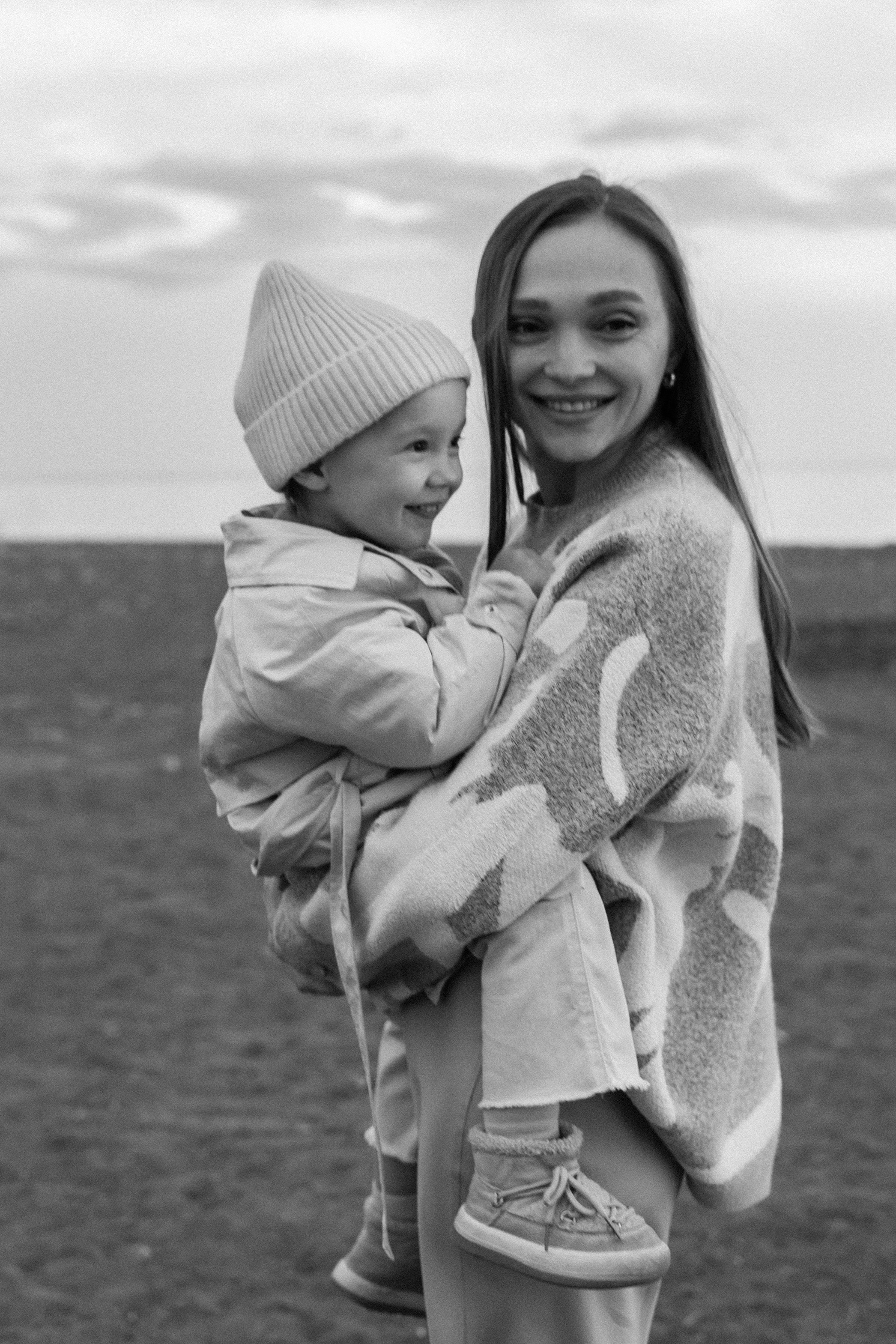 Наташа и Майя. Весеннее побережье Сочи. Эстетичная фото- и видеосъёмка Ирина Арсентьева. Челябинск и весь мир