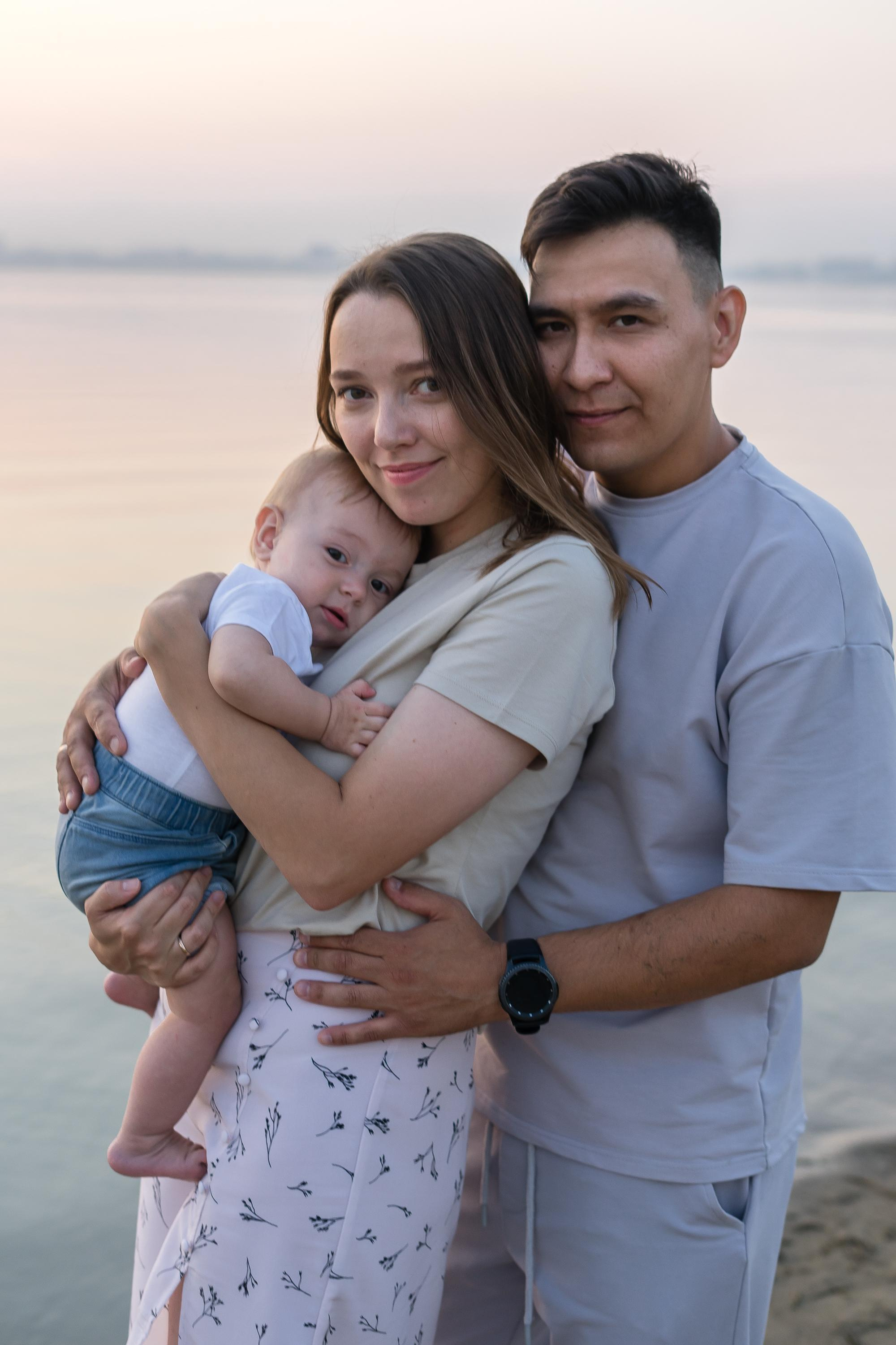 Регина, Айнур, Роберт. Закатное тепло. Эстетичная фото- и видеосъёмка Ирина Арсентьева. Челябинск и весь мир