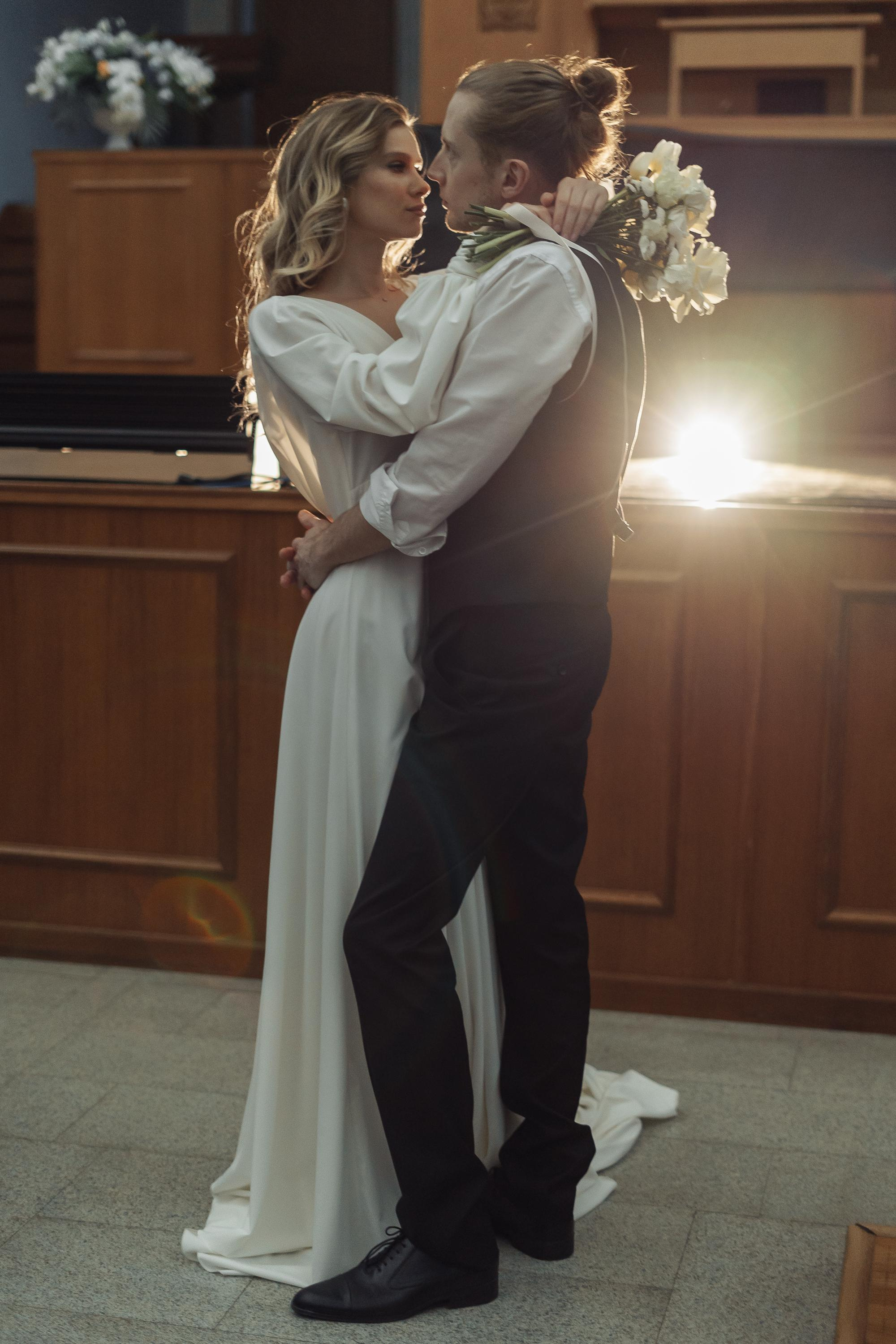 Необычная свадебная фотосессия. Съёмка в Органном зале Челябинска. Эстетичная фото- и видеосъёмка Ирина Арсентьева. Челябинск и весь мир