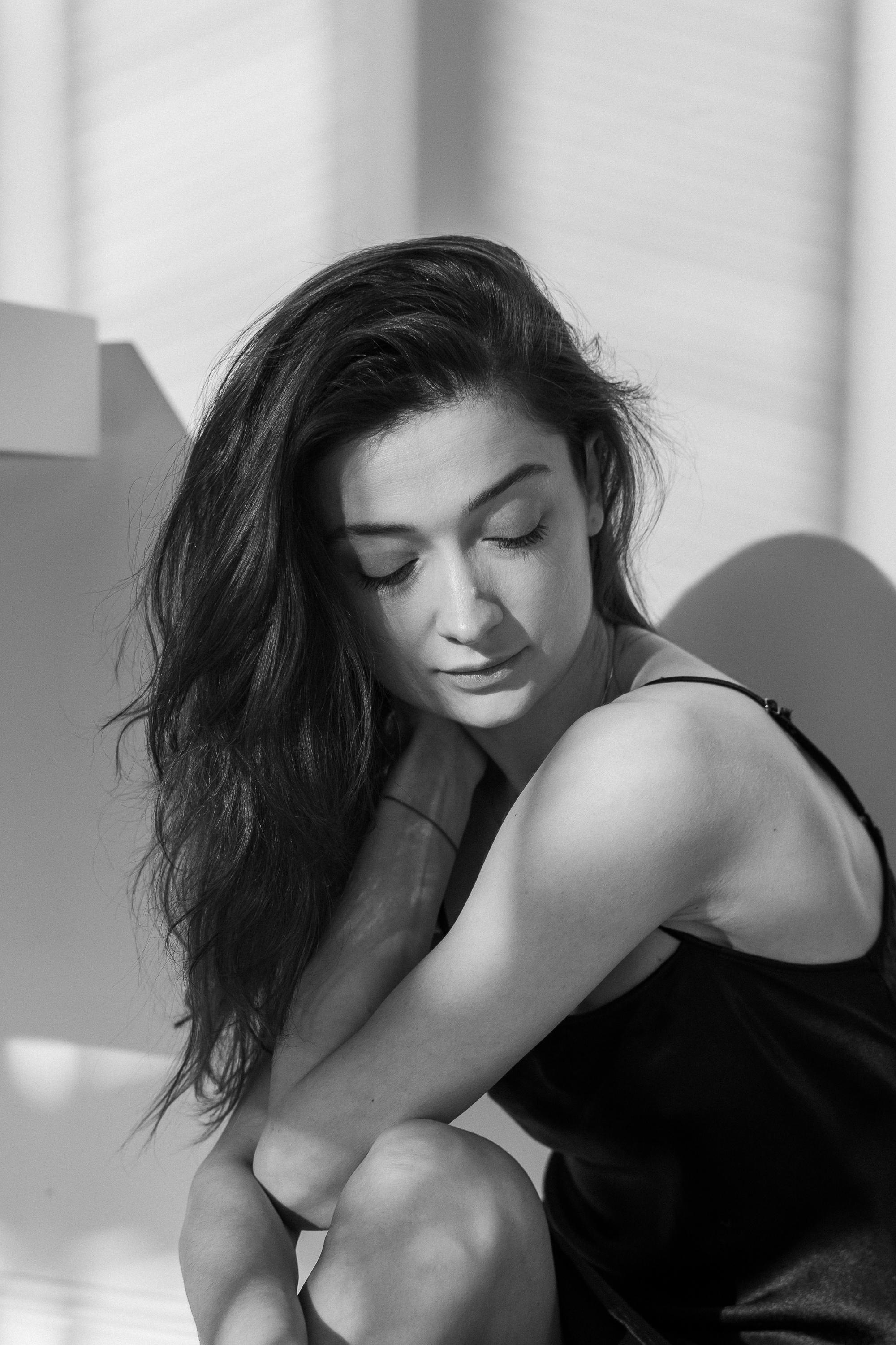 Женский портрет Челябинск. Женский фотограф Златоуст. Эстетичная фото- и видеосъёмка Ирина Арсентьева. Челябинск и весь мир