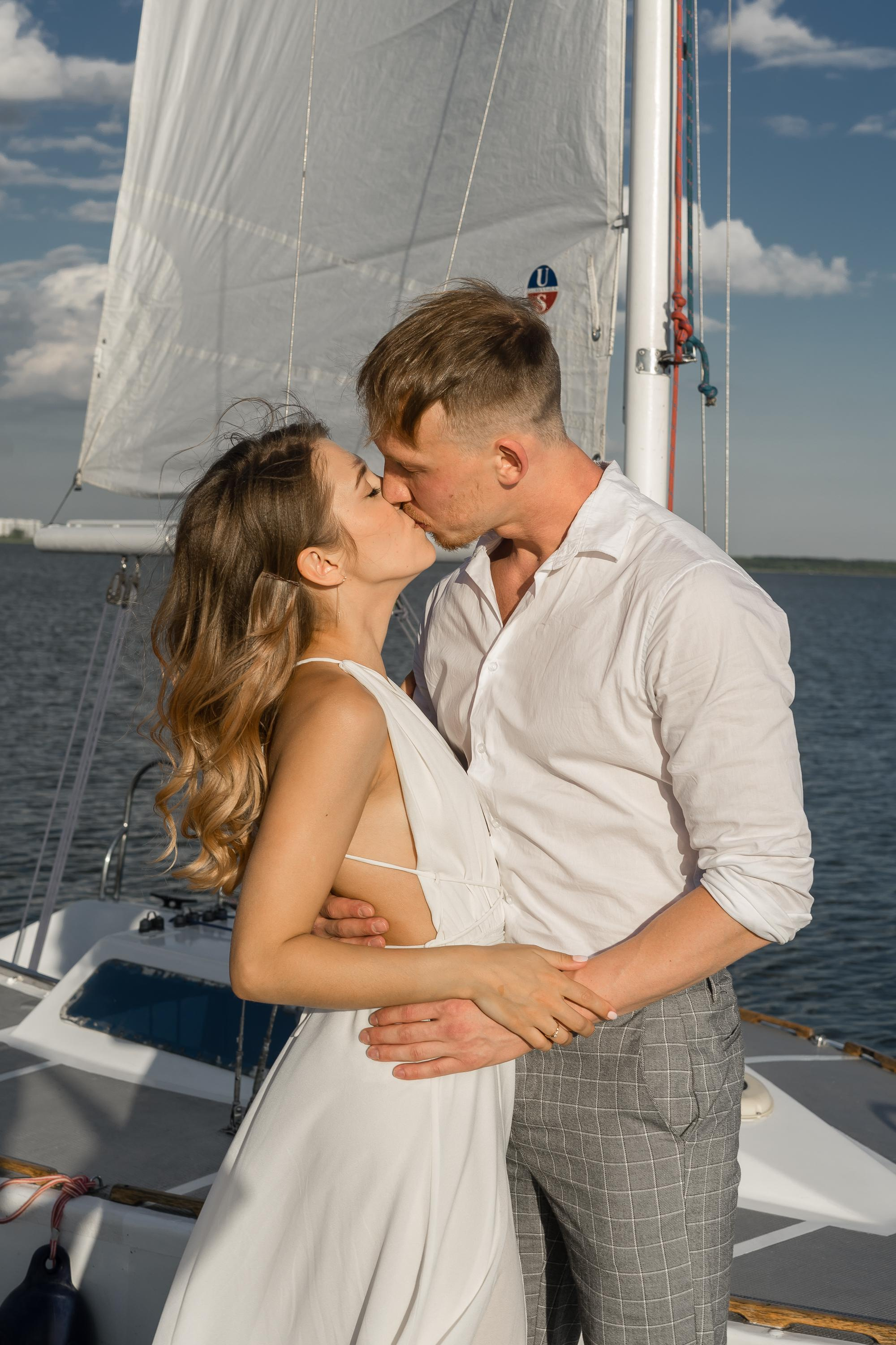 Идеи для летней свадьбы. Фотосессия на яхте. Организация свадьбы в Че. Эстетичная фото- и видеосъёмка Ирина Арсентьева. Челябинск и весь мир