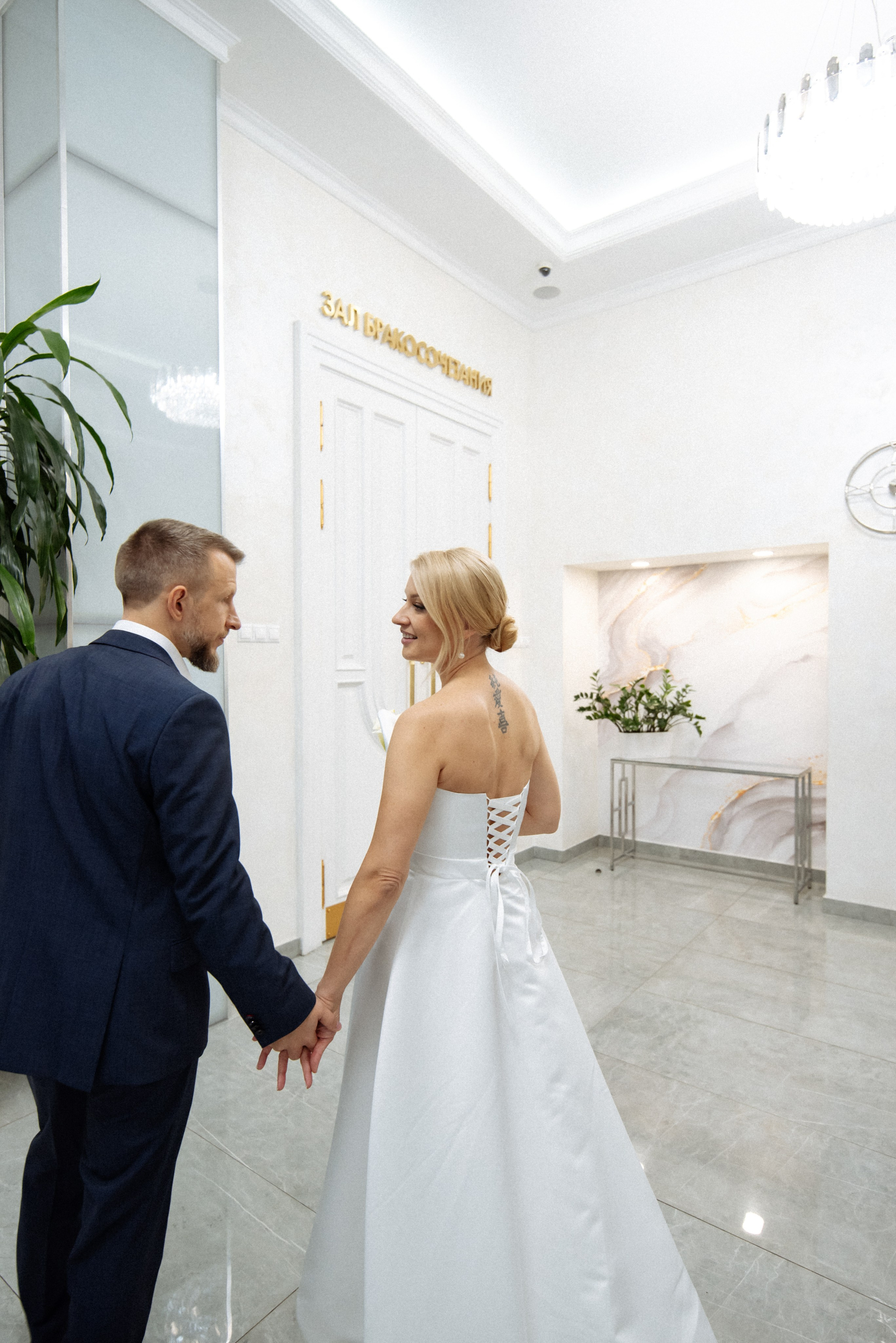 Свадьба Кутузовский загс и Архангельское. Анастасия Петрович фотограф, фотокорреспондент в Москве и Санкт-Петербурге. Фотосъёмка репортажа, мероприятия, корпоративная съёмка, контент